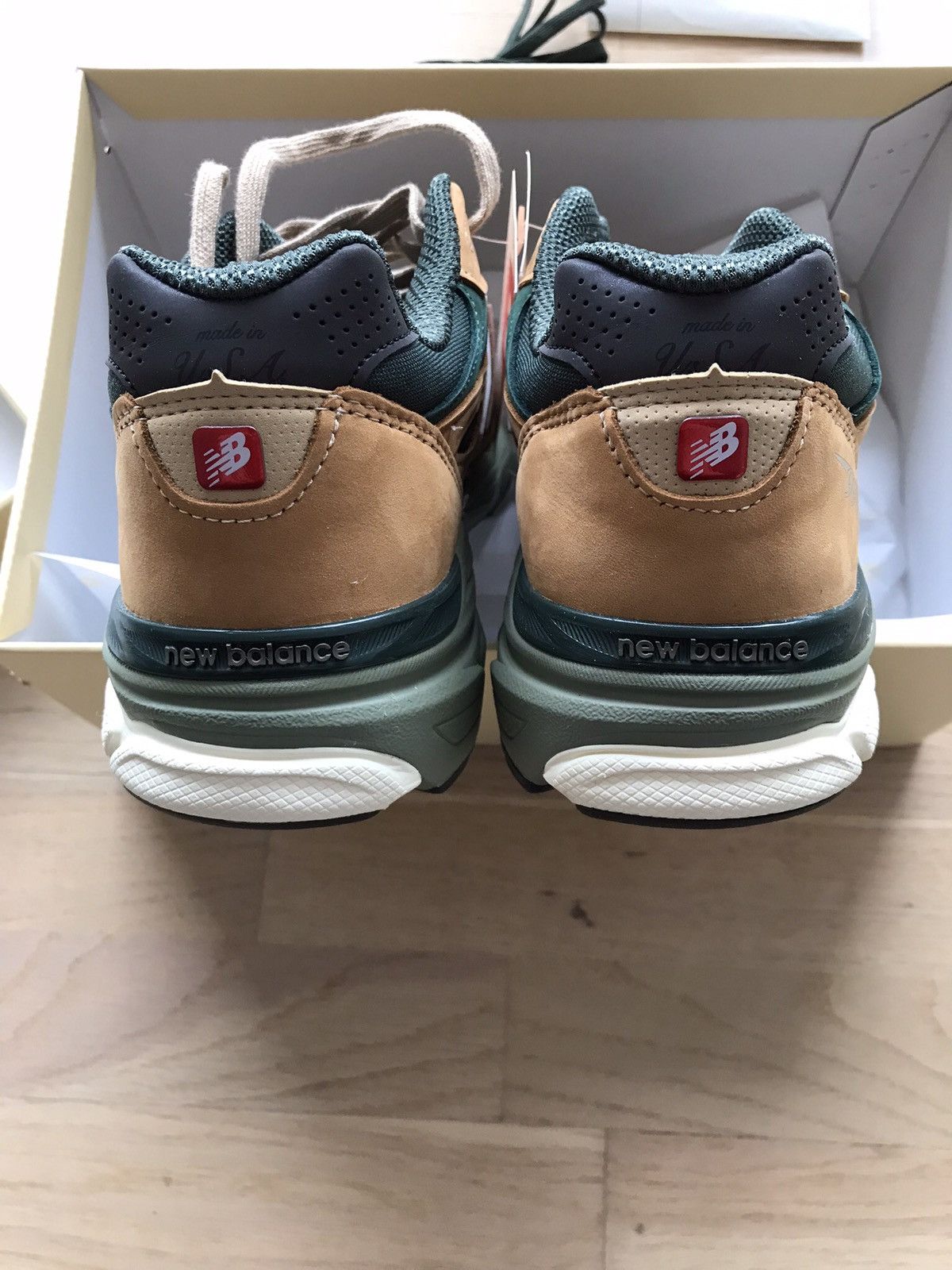 New Balance New Balance Size US 12 / EU 45 - 3 Thumbnail