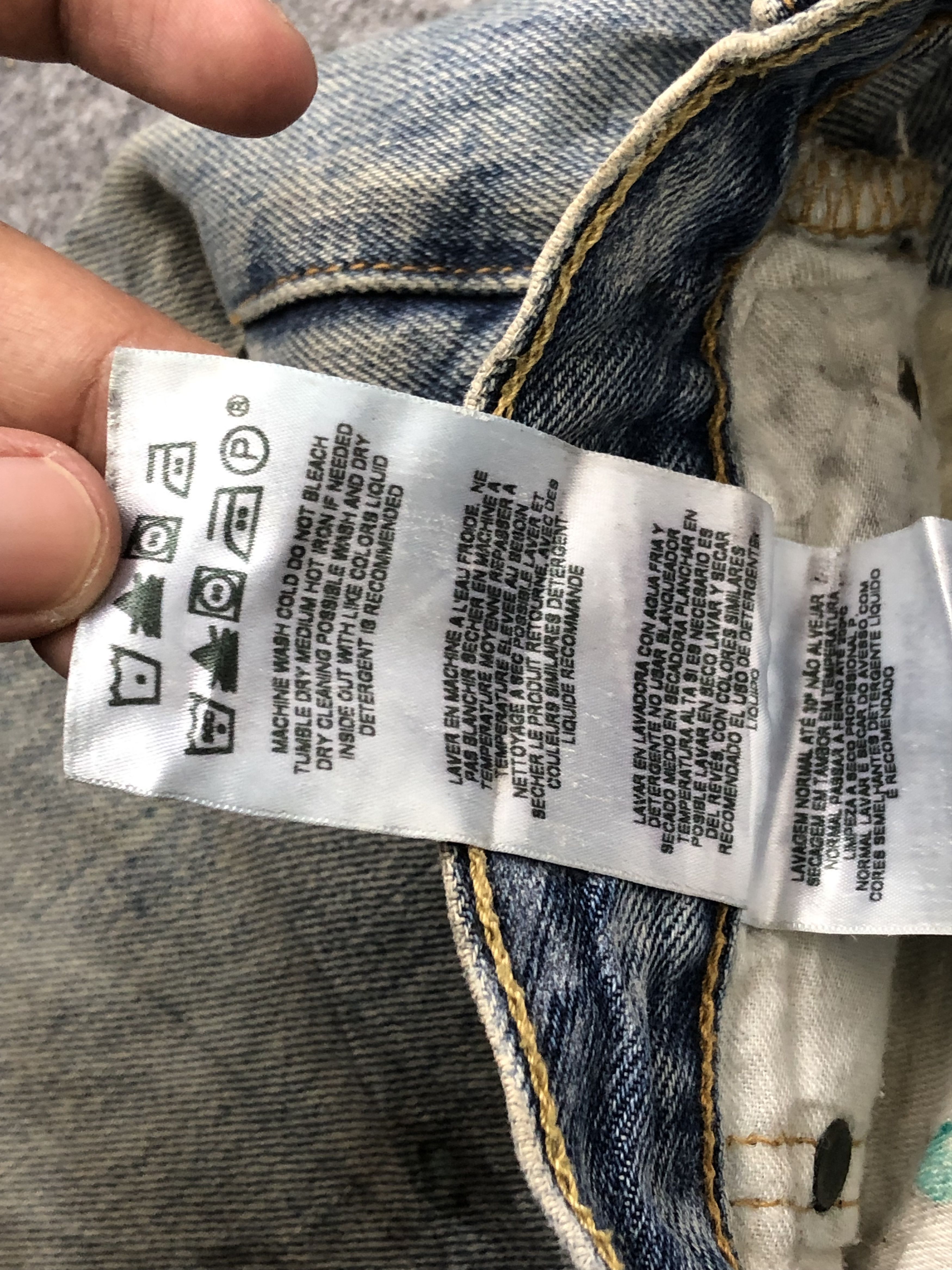 Levi's Vintage Levis 501 Faded Blue Jeans DP1552 Size US 34 / EU 50 - 10 Thumbnail