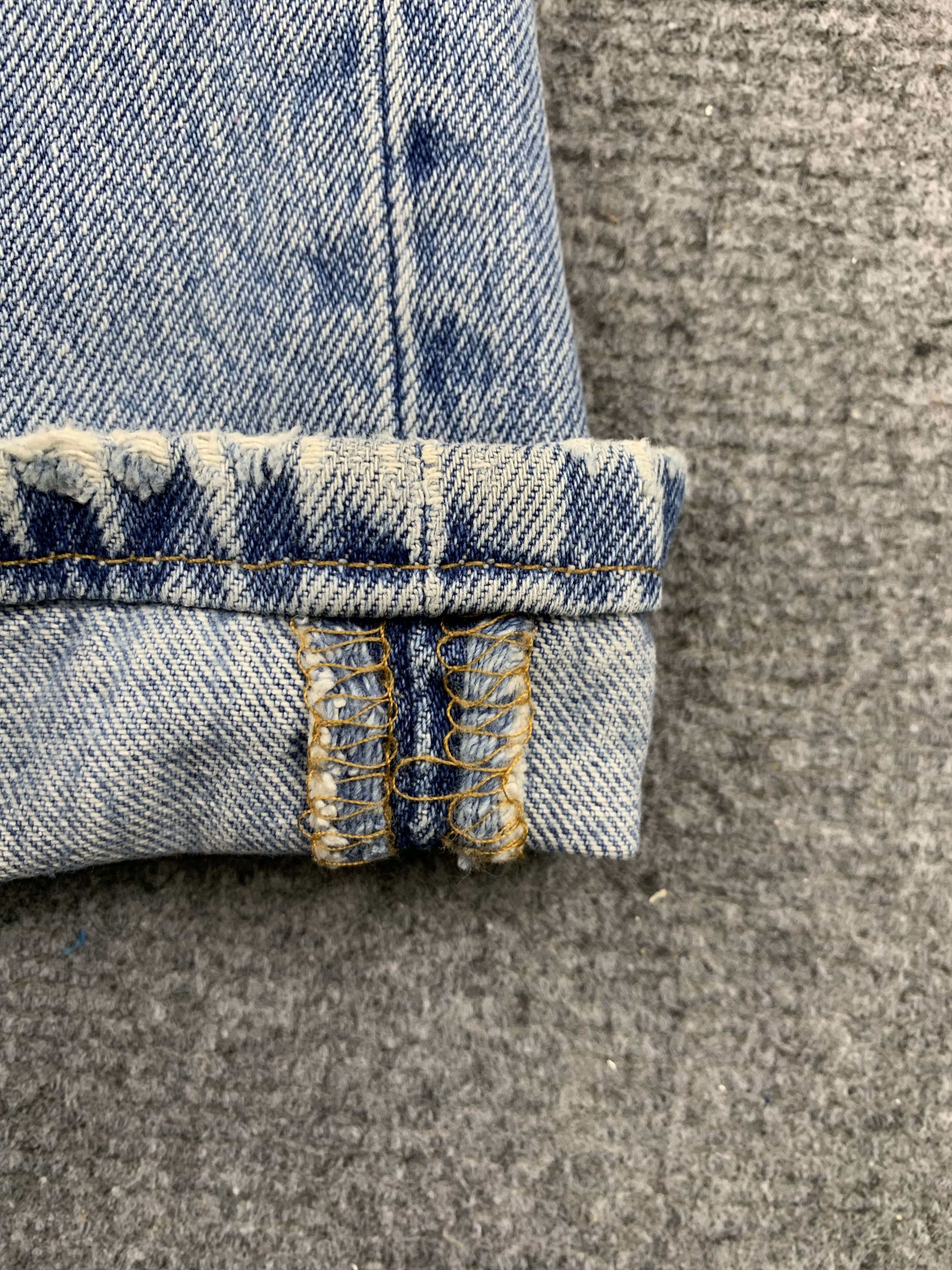Levi's Vintage 90s Levis 501XX Single R Light Wash Jeans DP1762 Size US 34 / EU 50 - 9 Thumbnail
