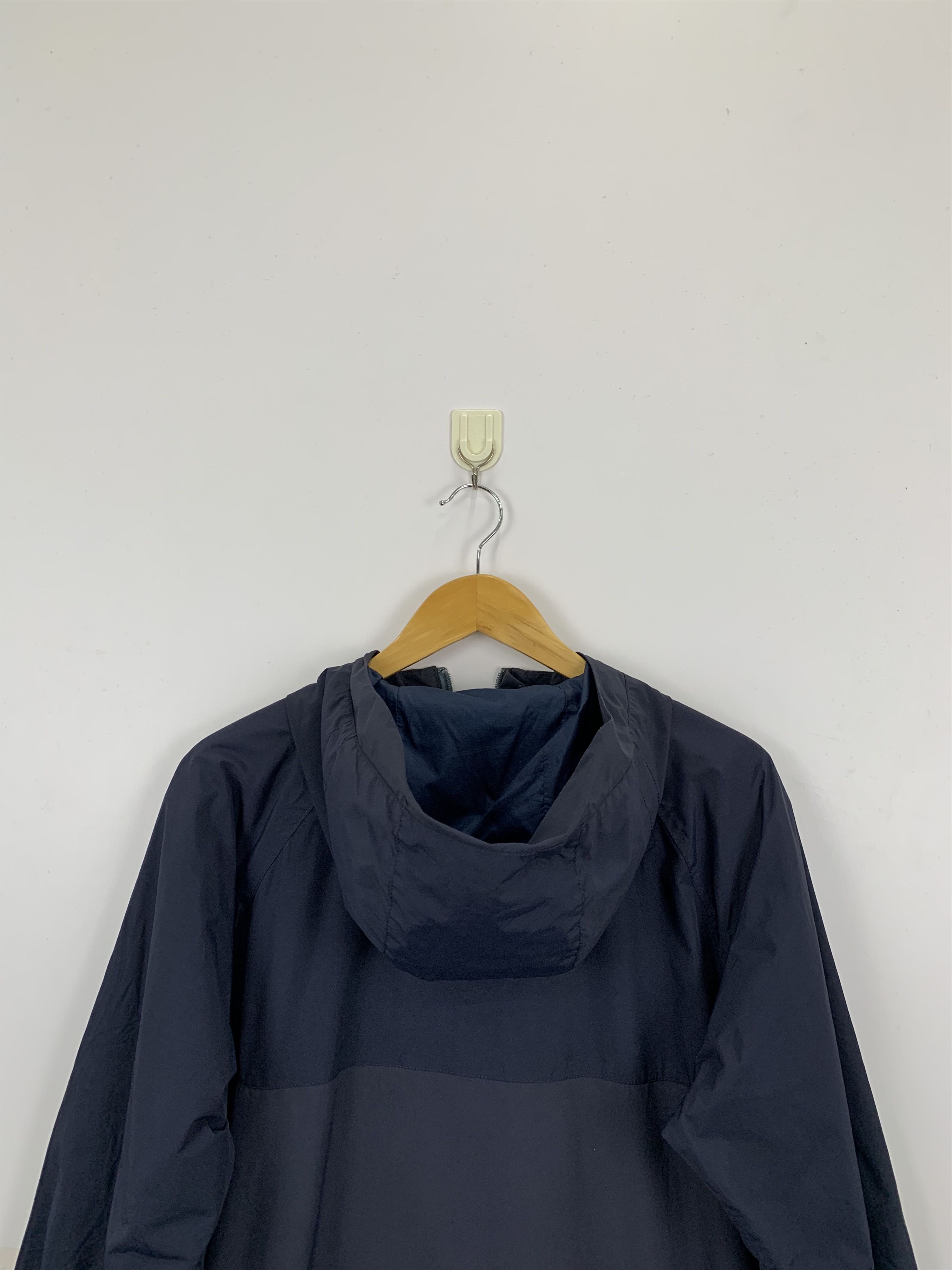 Columbia × Vintage Vintage Columbia Windbreaker Hoodie Zipper Light Jacket Size US L / EU 52-54 / 3 - 4 Thumbnail