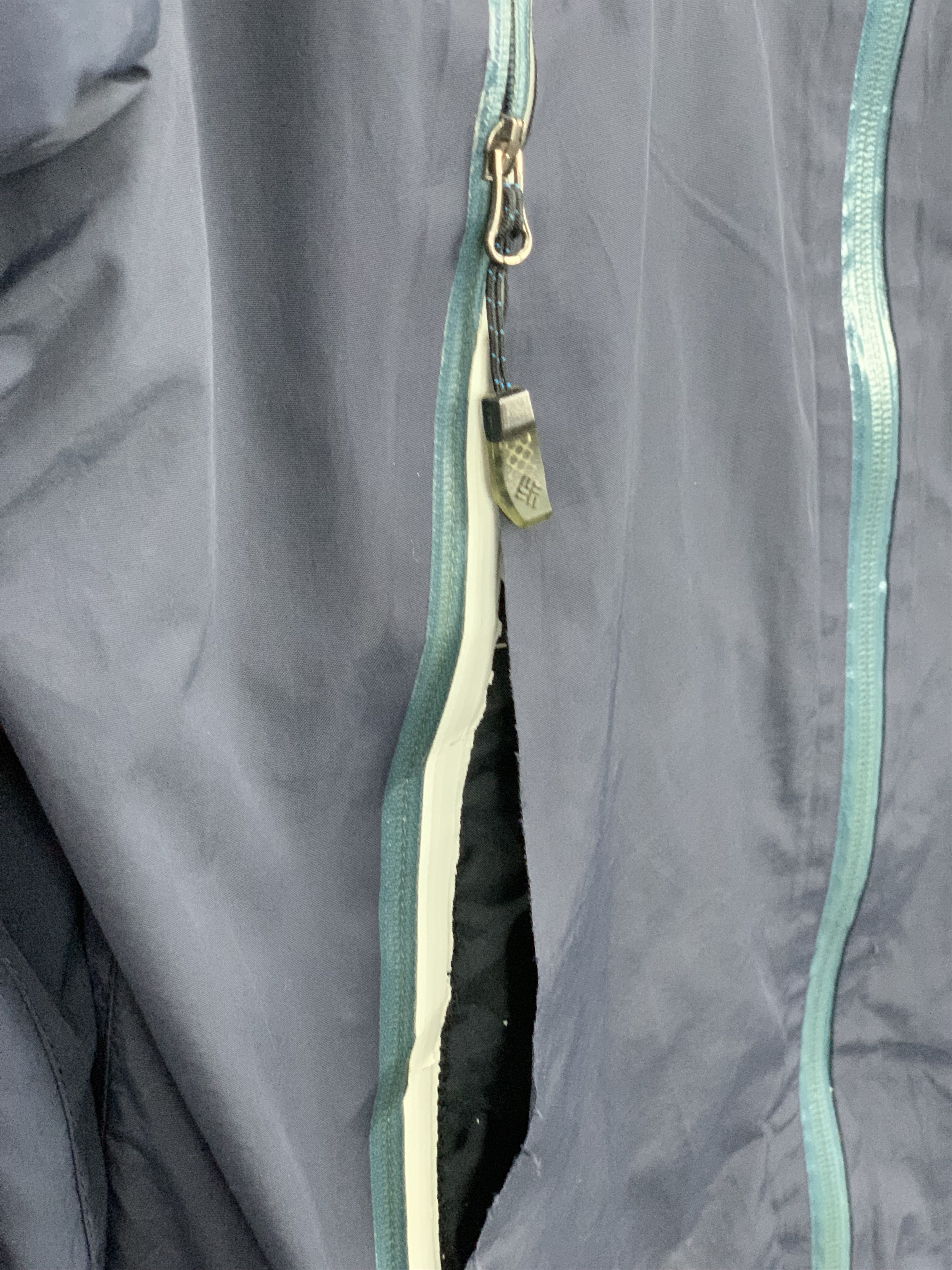 Columbia × Vintage Vintage Columbia Windbreaker Hoodie Zipper Light Jacket Size US L / EU 52-54 / 3 - 10 Thumbnail