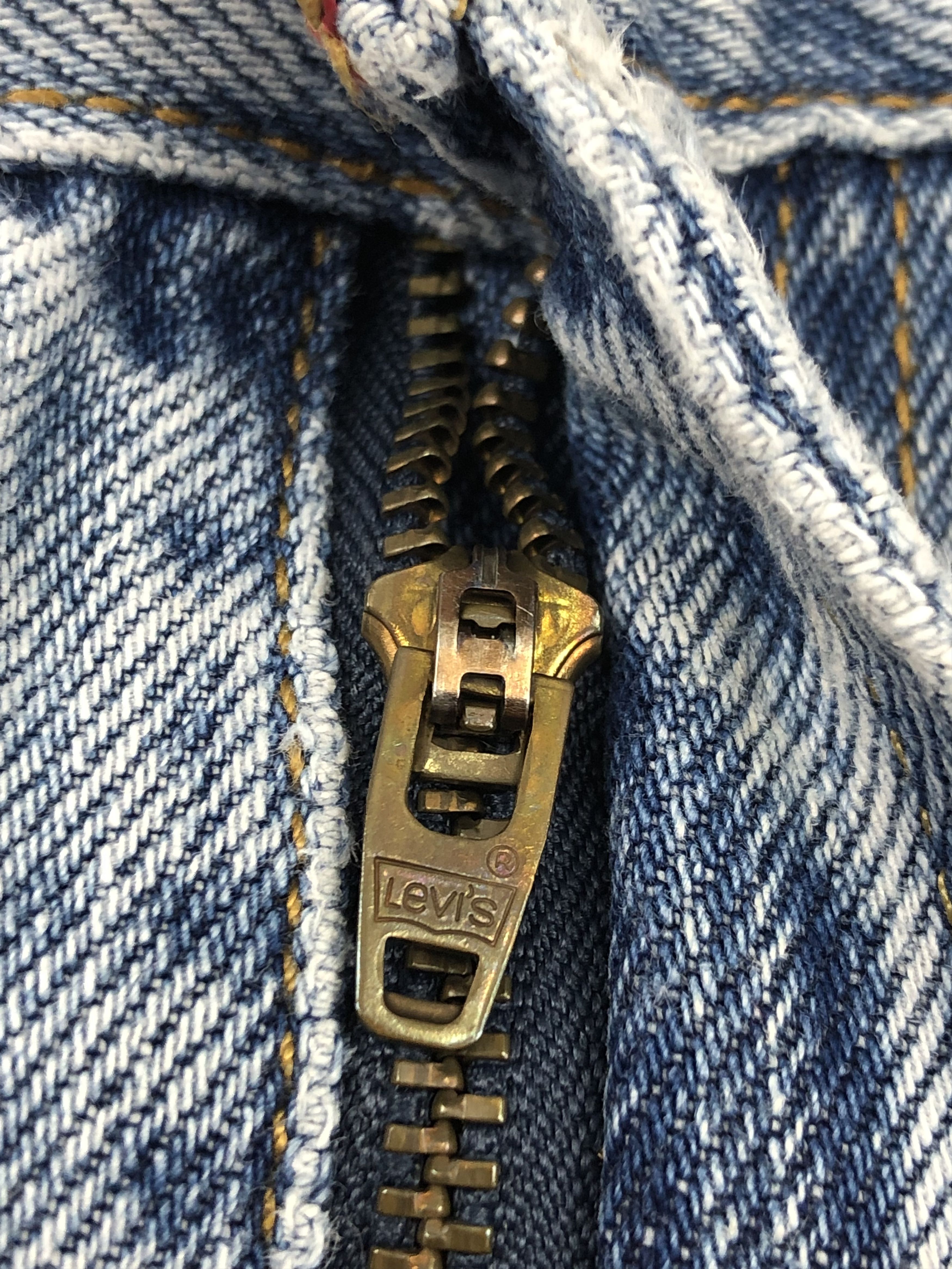 Levi's Vintage Distressed Levis 514 Light Wash Jeans DP1426 Size US 30 / EU 46 - 10 Thumbnail