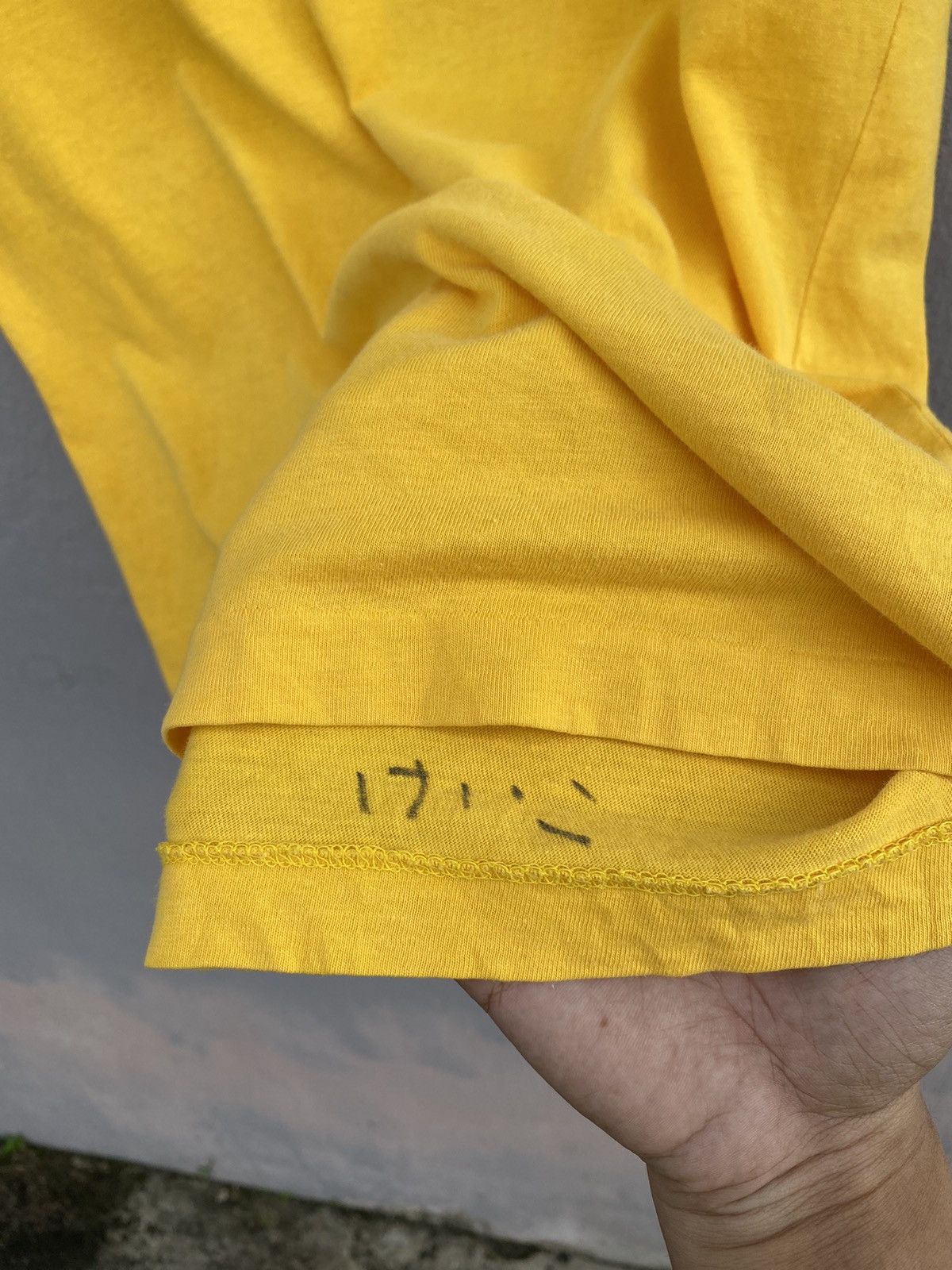 💥RARE💥Vintage 90s NIKE “P. L. A. Y.” Center Swoosh Event Tee