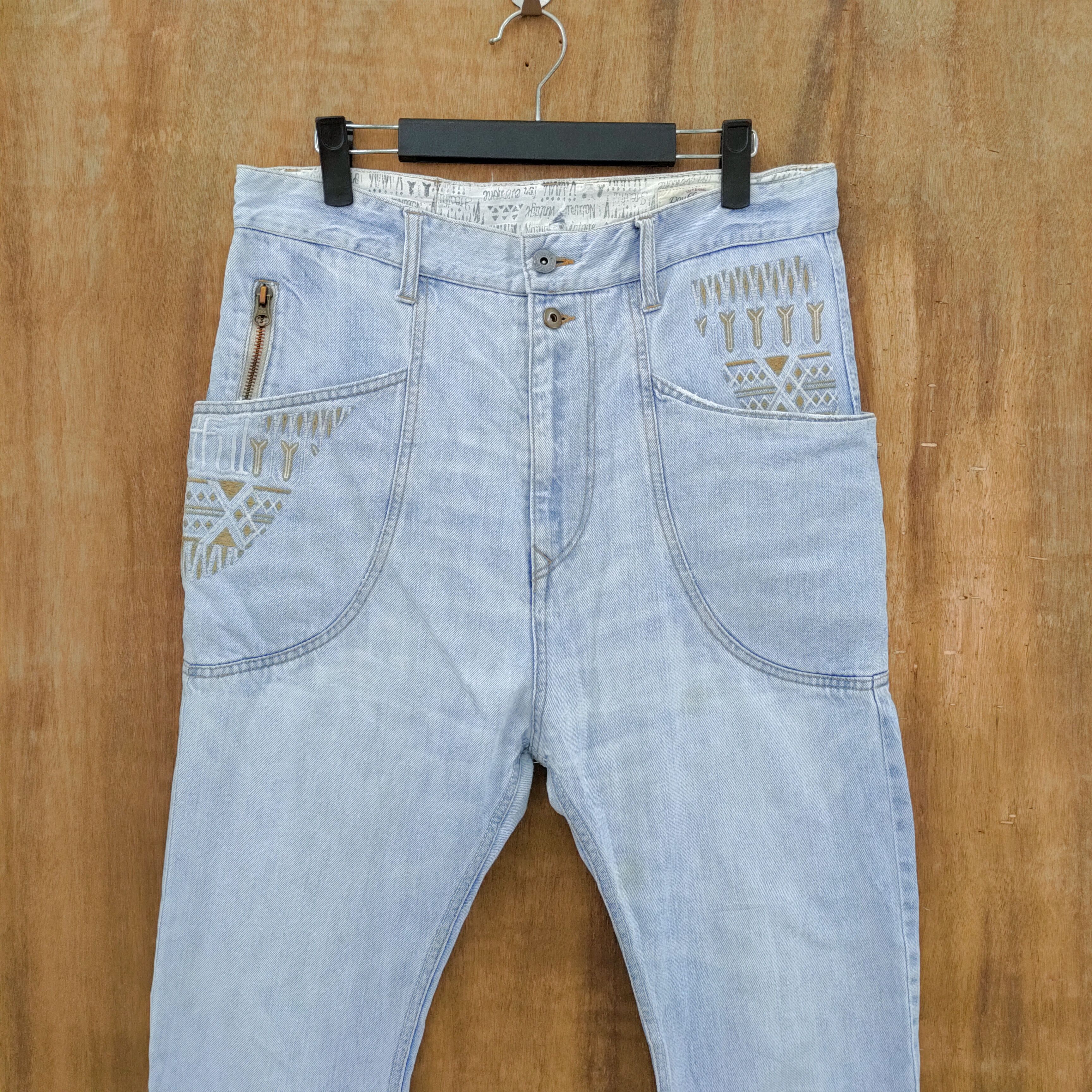 Japanese Brand DOUBLE NAME CURVE LEG JEANS DENIM PANTS/FADED LIGHT BLUE Size US 30 / EU 46 - 2 Thumbnail