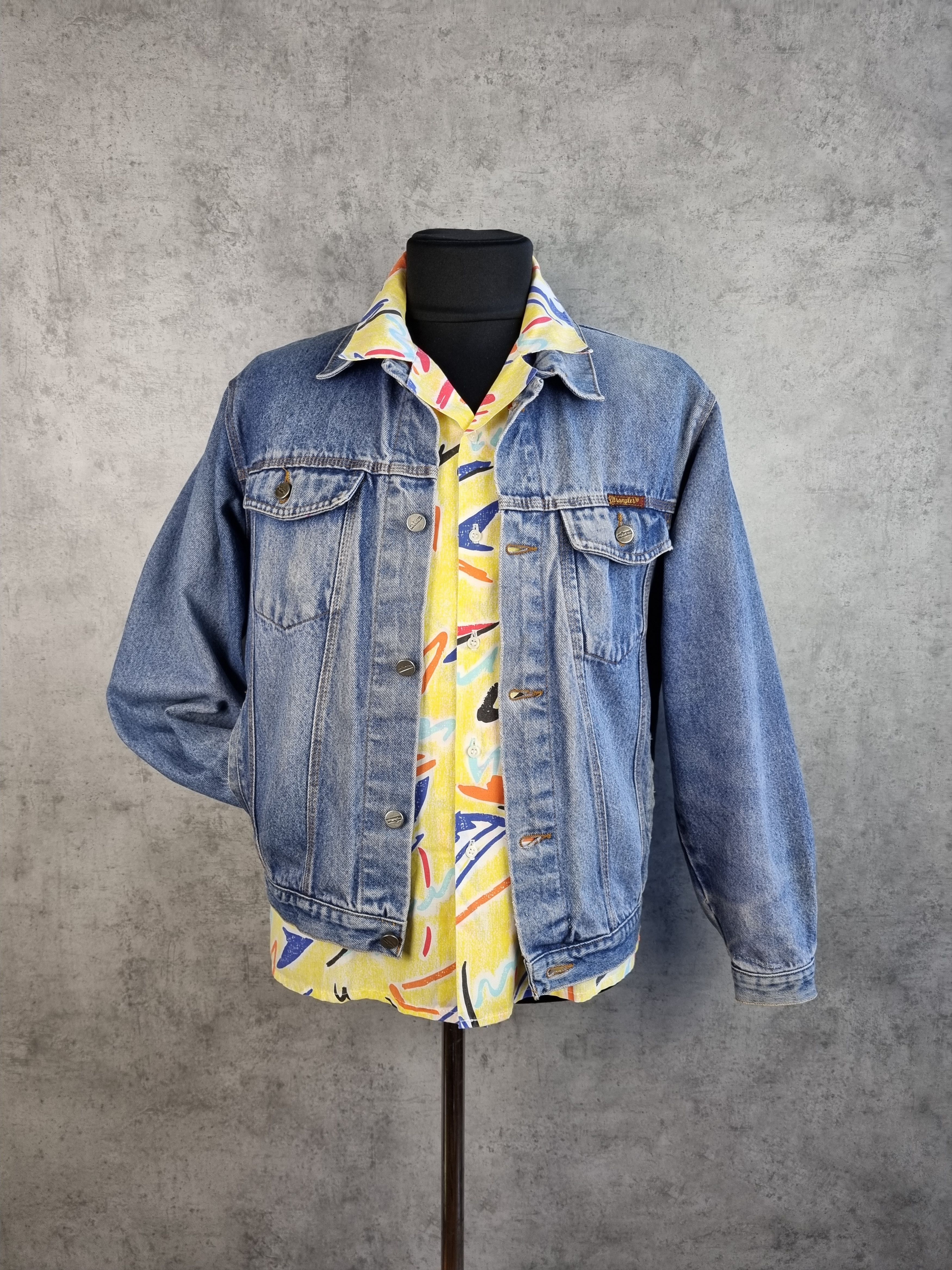 Vintage × Wrangler Rare 80s Faded WRAGLER Trucker Denim Jacket Size US L / EU 52-54 / 3 - 1 Thumbnail