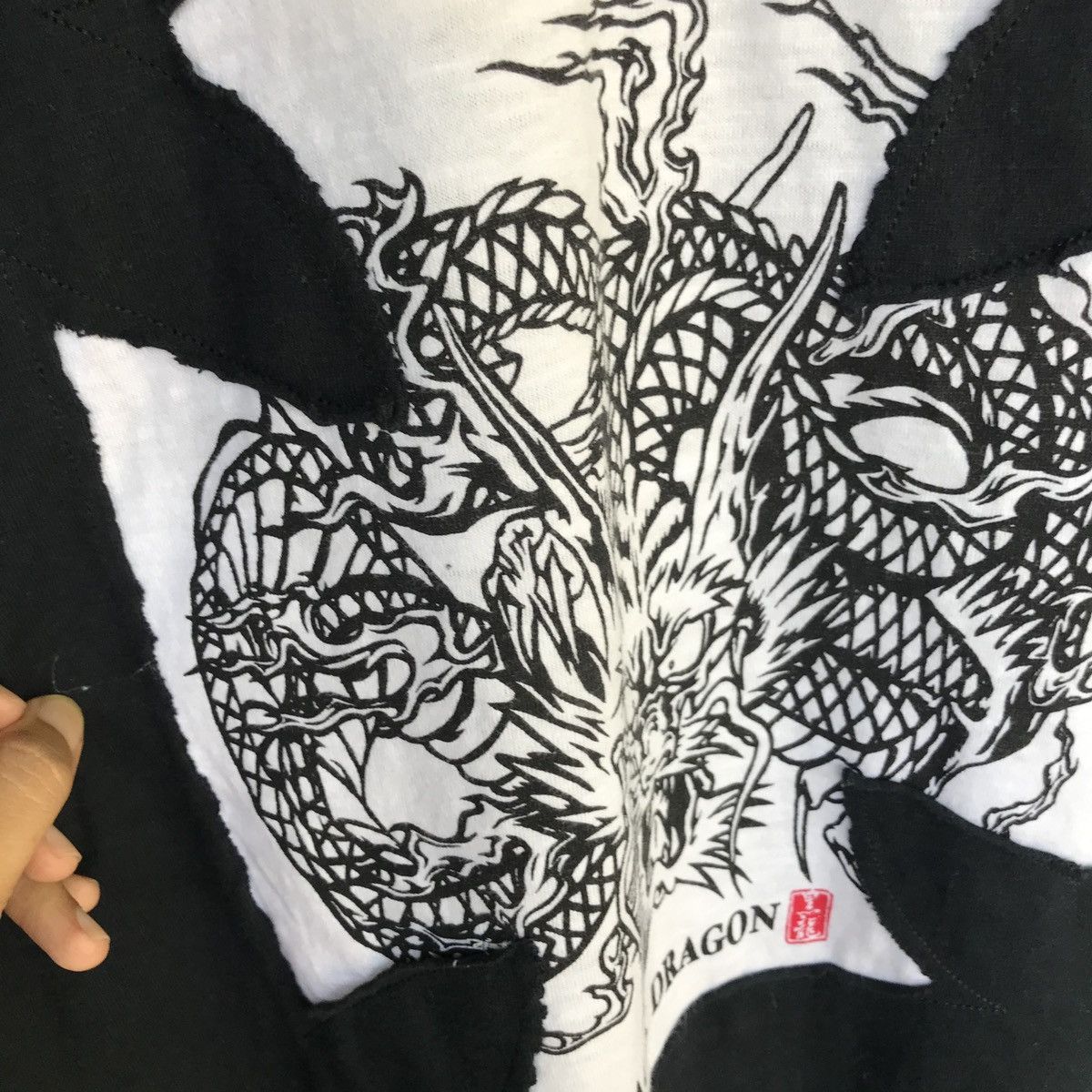 Dogtown × Vintage *‼️Vintage DOGTOWN black dragon tees Size US L / EU 52-54 / 3 - 3 Thumbnail