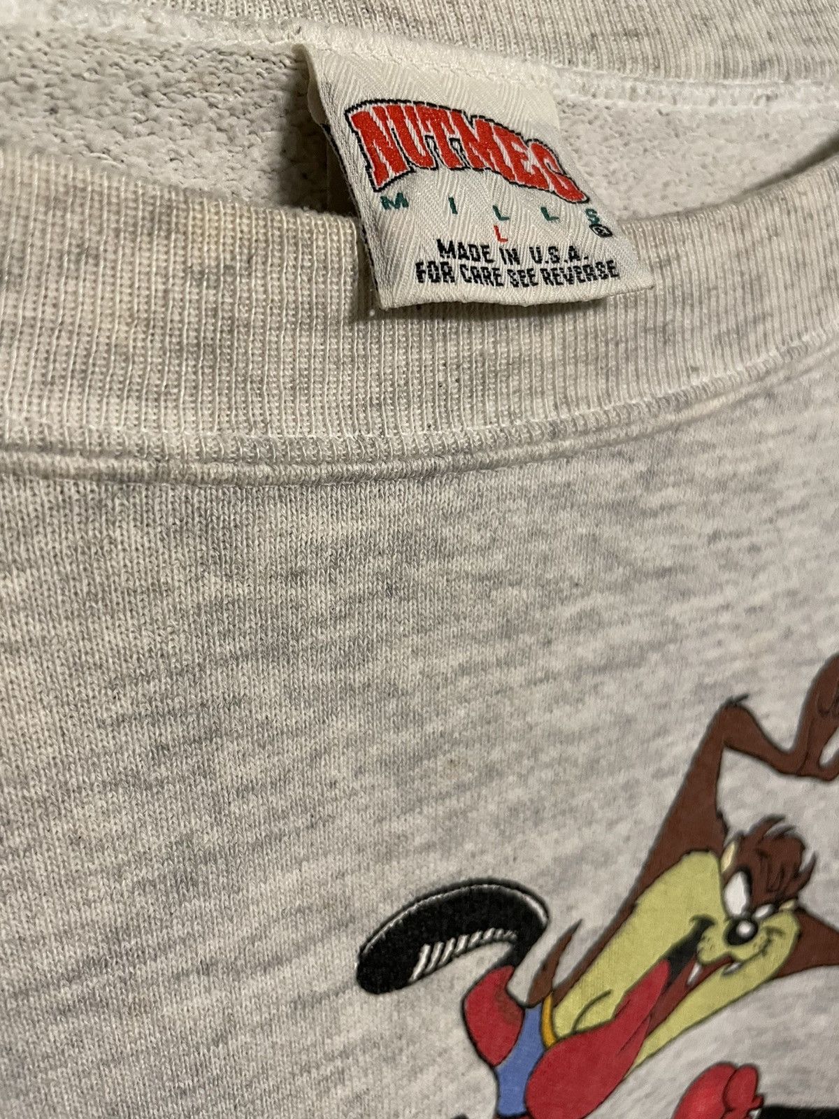 Nutmeg × Vintage × Warner Bros Vintage 1993 Looney Tunes Active Wear Gym Crewneck L Size US L / EU 52-54 / 3 - 2 Thumbnail
