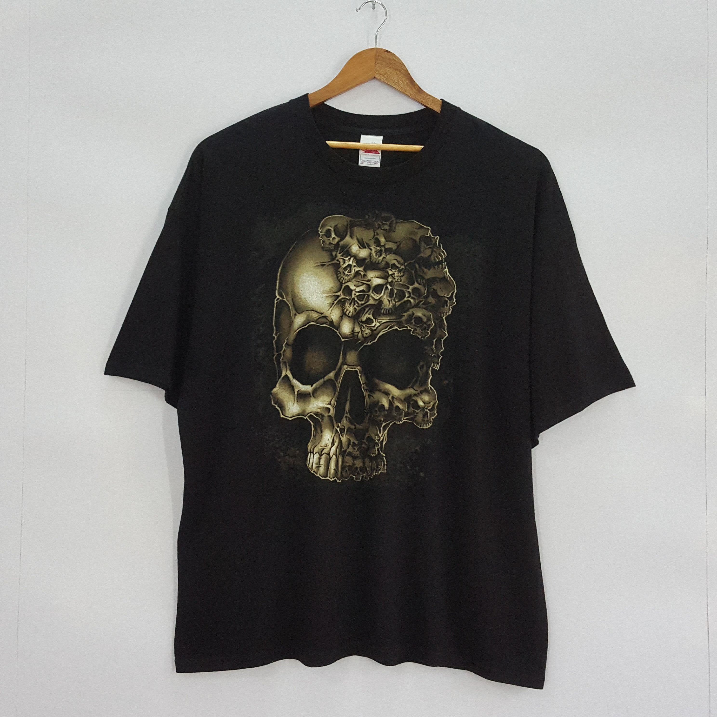 Liquid Blue × Vintage Vintage Skull Graphic liquid blue style tshirt size 3XLarge Size US XXL / EU 58 / 5 - 1 Thumbnail