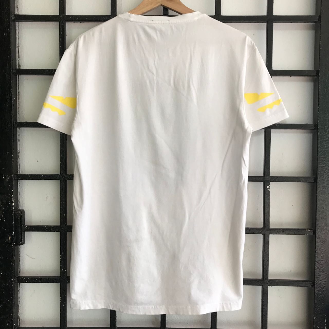 Designer 🔥 FENDI Roma Nice Design Tshirt Size US M / EU 48-50 / 2 - 5 Thumbnail