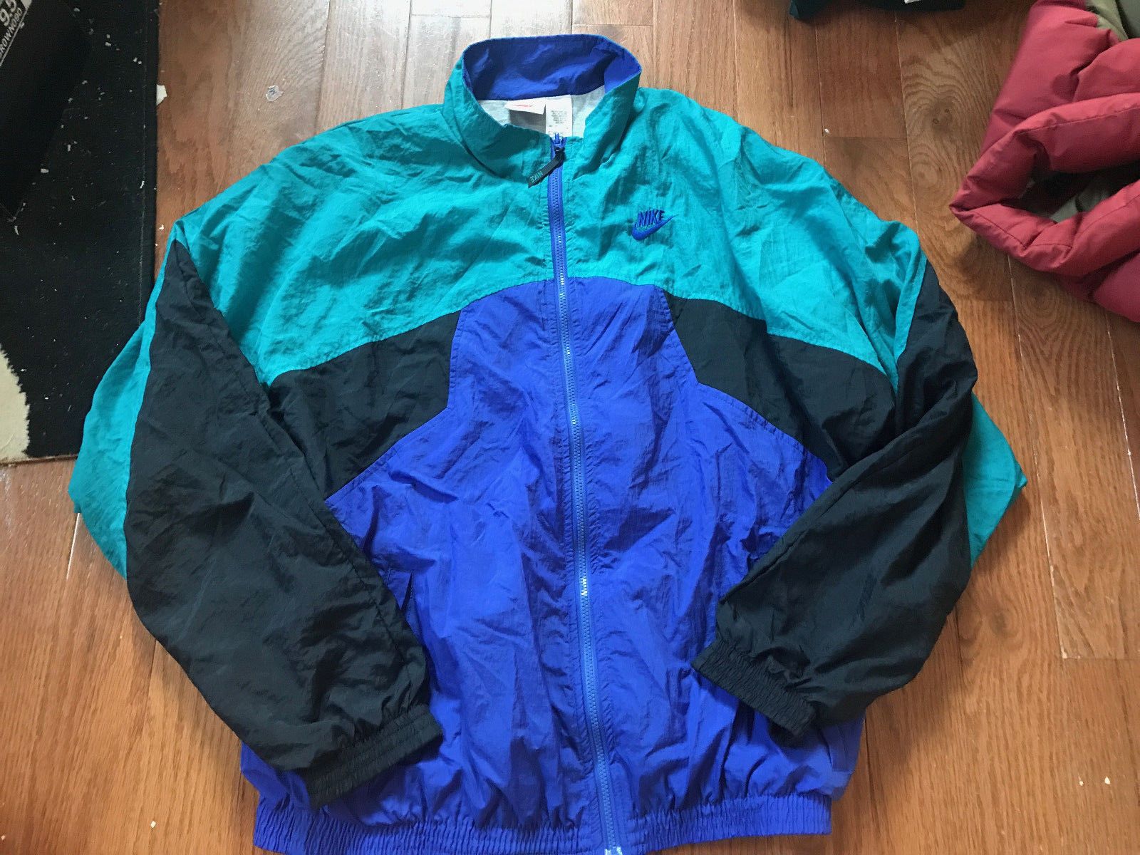 image of Nike Vintage Track Jacket Air Jordan V Grape $248 in Teal, Men's (Size Large)