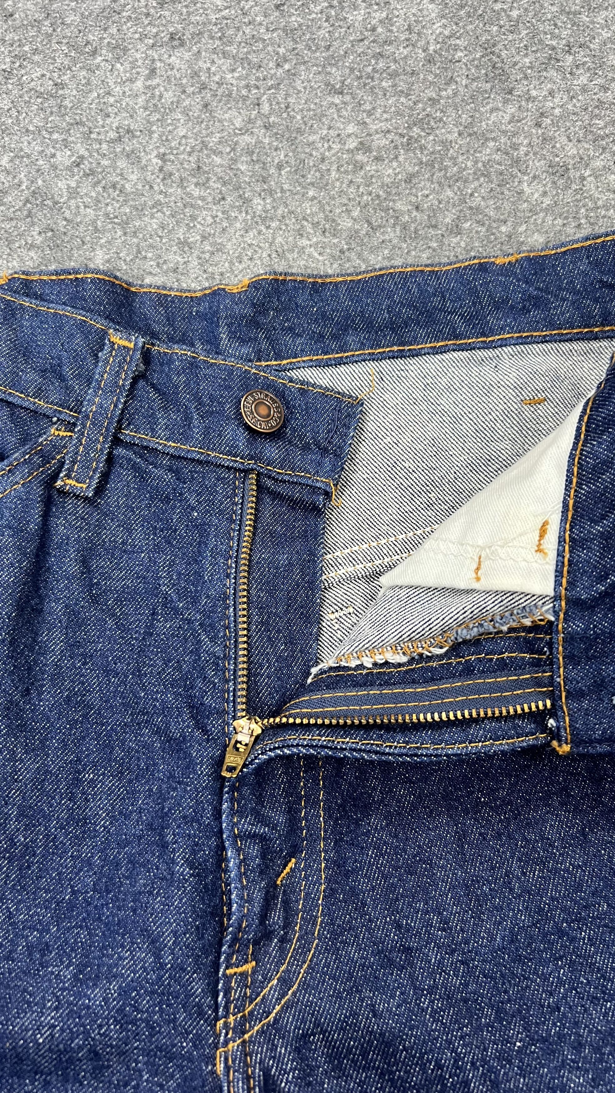 Levi's Vintage Levis 646 Bootcut Jeans Size US 30 / EU 46 - 9 Thumbnail