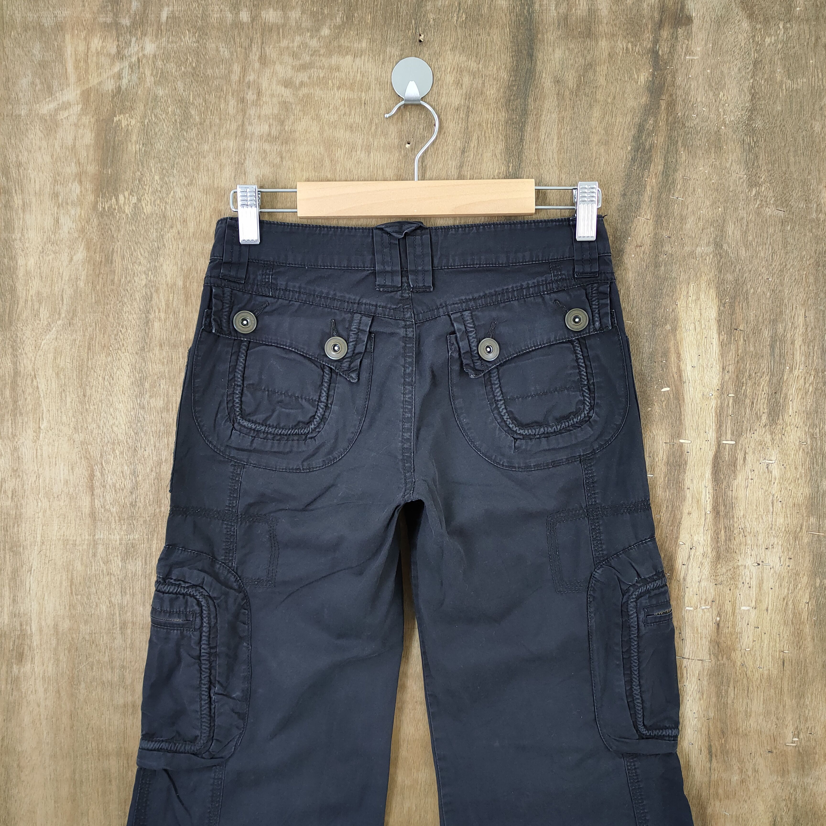 Japanese Brand WELLBEING BLACK FLARE CARGO PANTS LIKE TRAVIS SCOTT PANTS Size US 26 / EU 42 - 8 Thumbnail