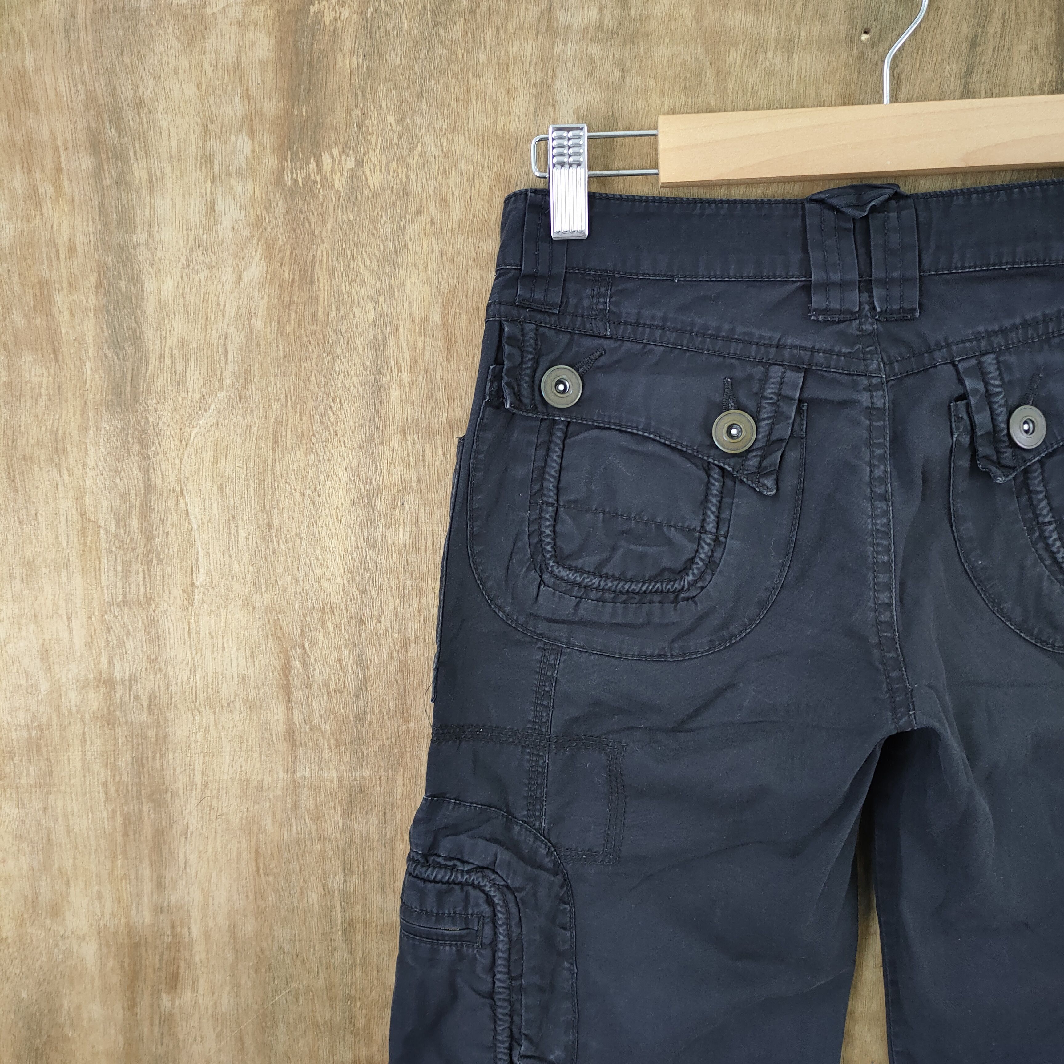 Japanese Brand WELLBEING BLACK FLARE CARGO PANTS LIKE TRAVIS SCOTT PANTS Size US 26 / EU 42 - 11 Thumbnail