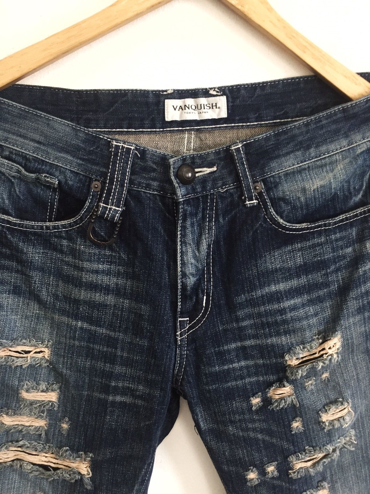 Vanquish 90s Vanquish Gold 🇯🇵 Distressed Slim Fit Denim Size US 34 / EU 50 - 2 Thumbnail