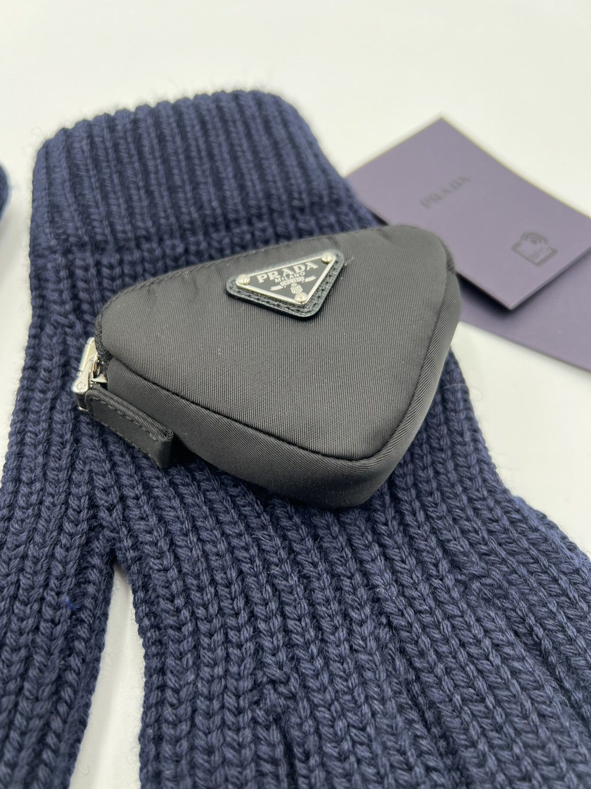Prada Prada Logo Pocket Knitted Gloves Size ONE SIZE - 2 Thumbnail