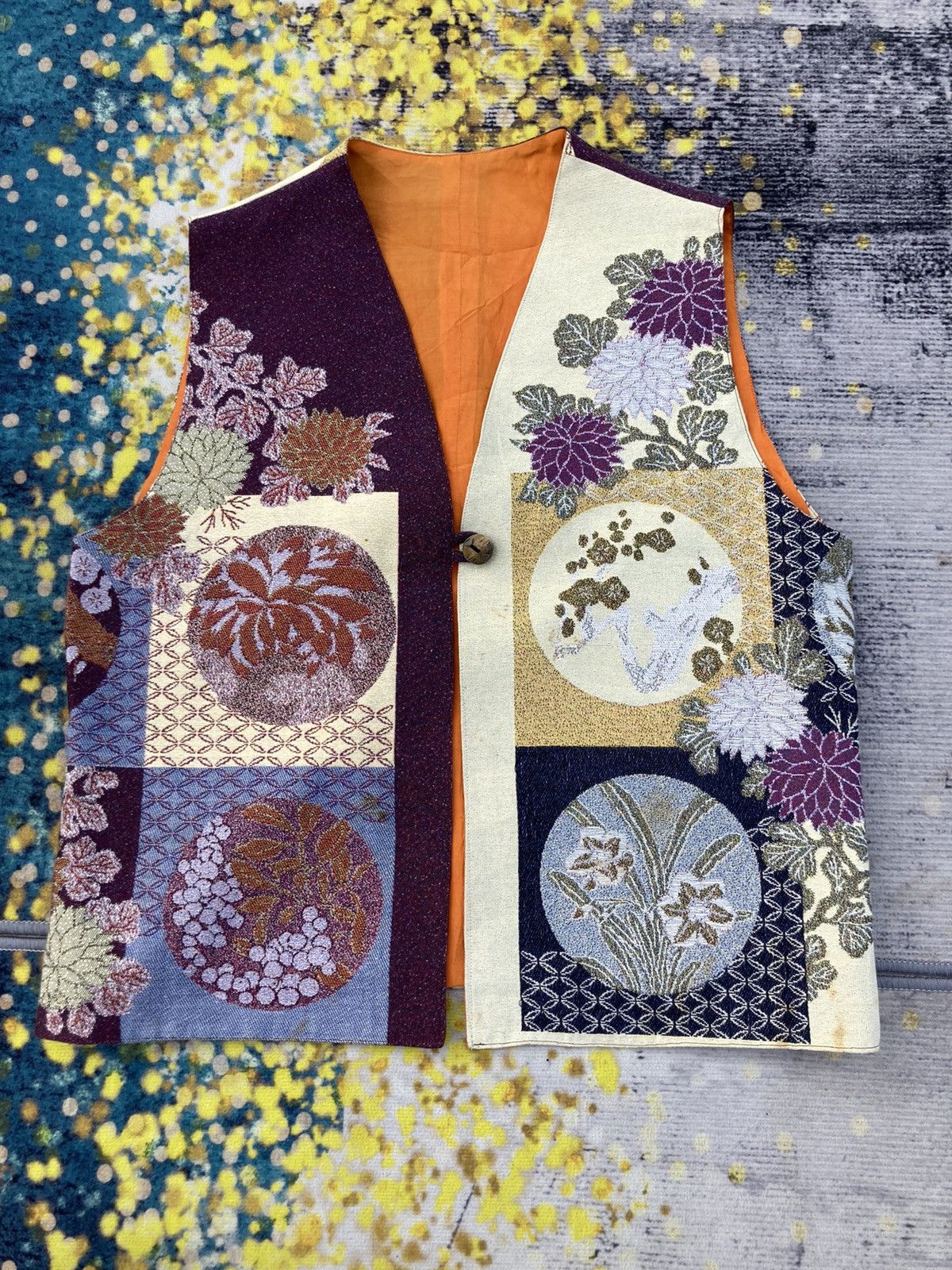 Japanese Brand UNBRANDED FLORAL MOTIF VEST Size US M / EU 48-50 / 2 - 1 Thumbnail