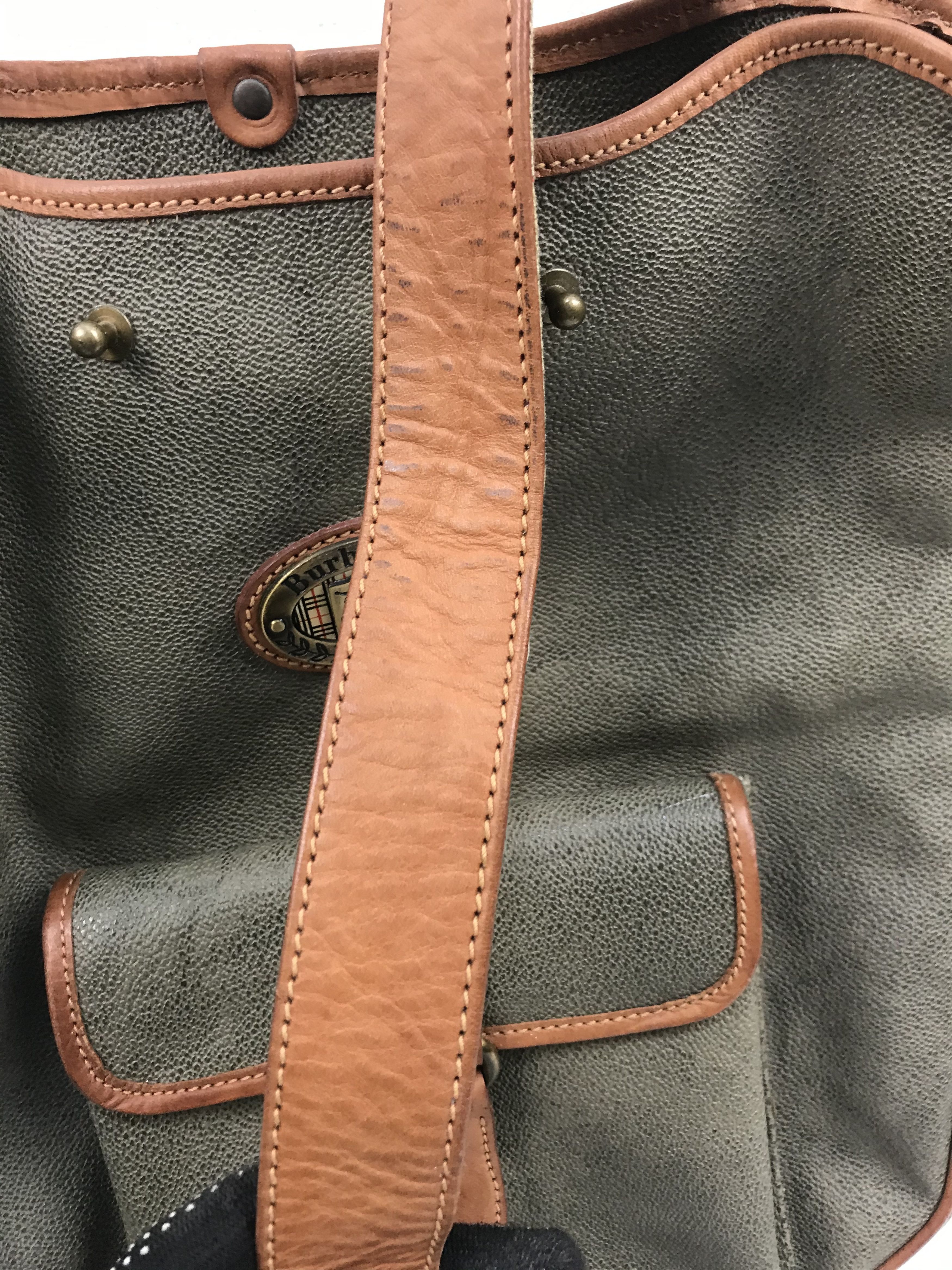 Burberry Burberry Vintage Bucket Bag Size ONE SIZE - 18 Thumbnail