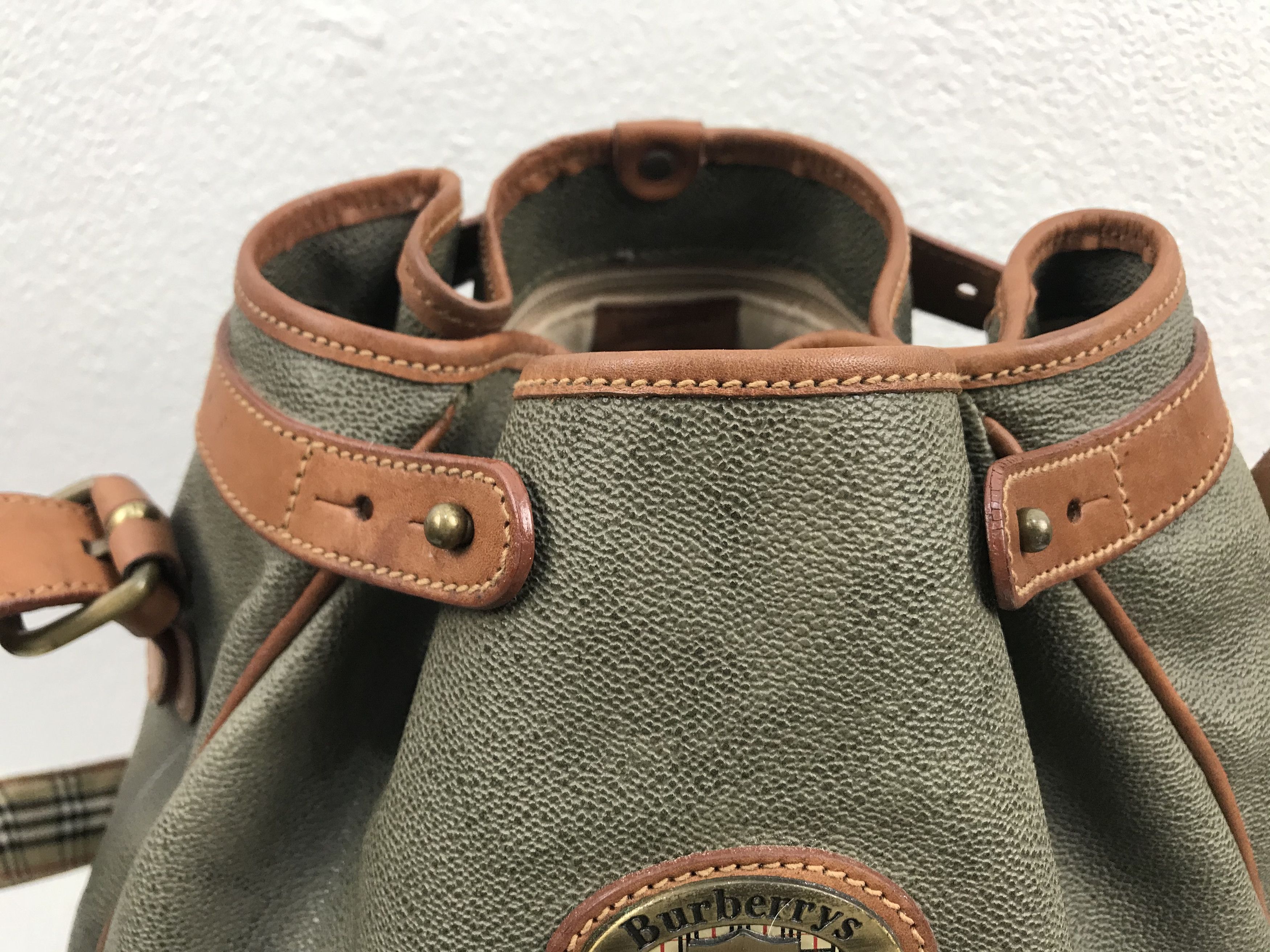 Burberry Burberry Vintage Bucket Bag Size ONE SIZE - 13 Thumbnail