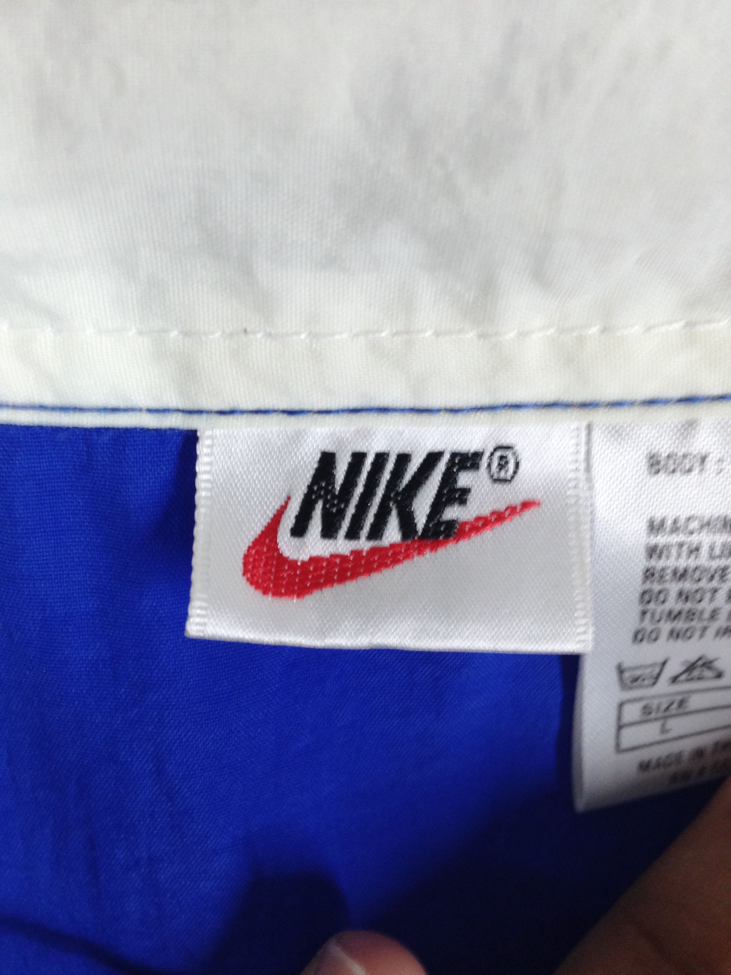 Nike × Vintage 90s NIKE Big Logo Embroidered Logo Windbreaker jacket cw21 Size US L / EU 52-54 / 3 - 8 Thumbnail