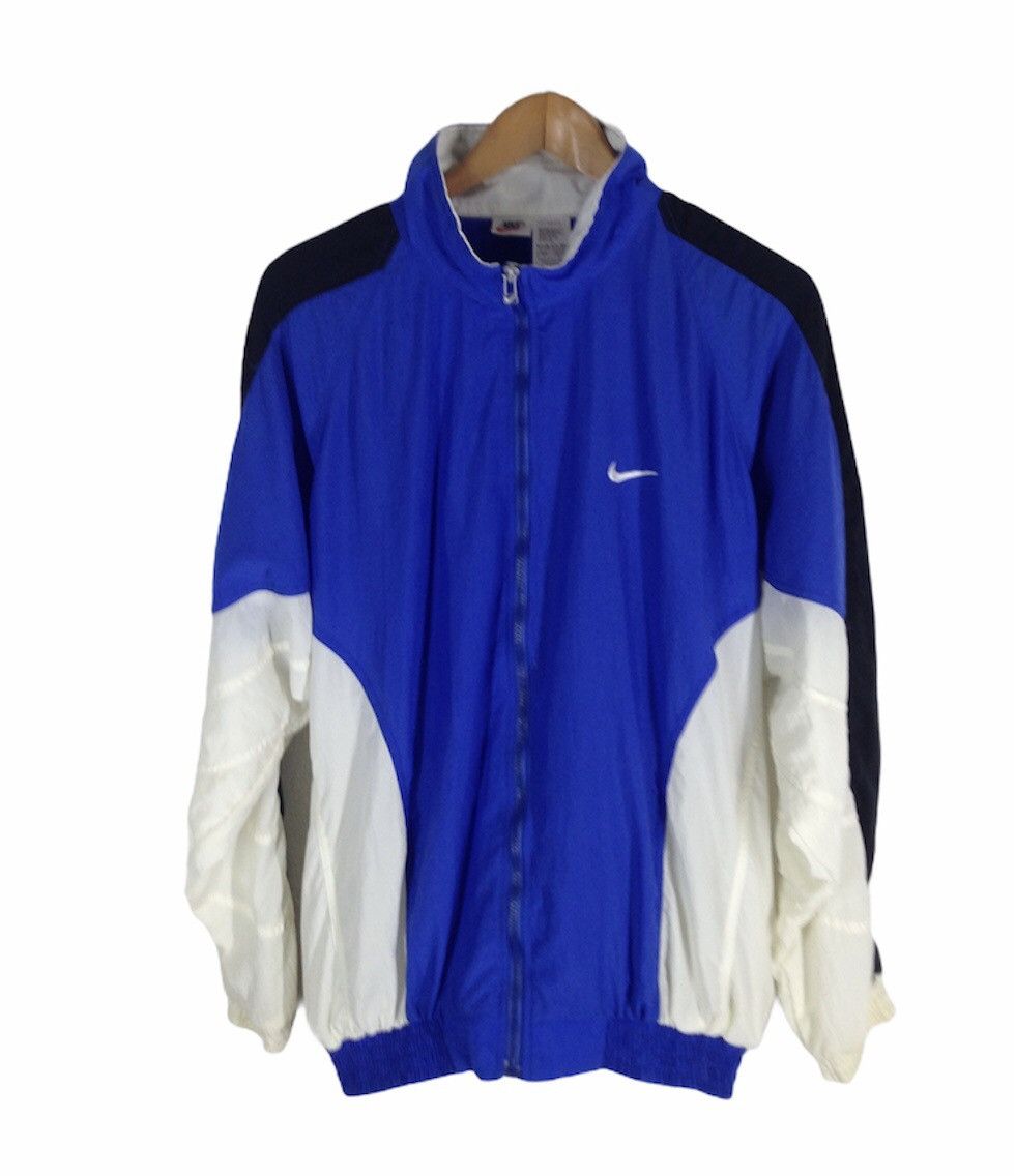 Nike × Vintage 90s NIKE Big Logo Embroidered Logo Windbreaker jacket cw21 Size US L / EU 52-54 / 3 - 2 Thumbnail