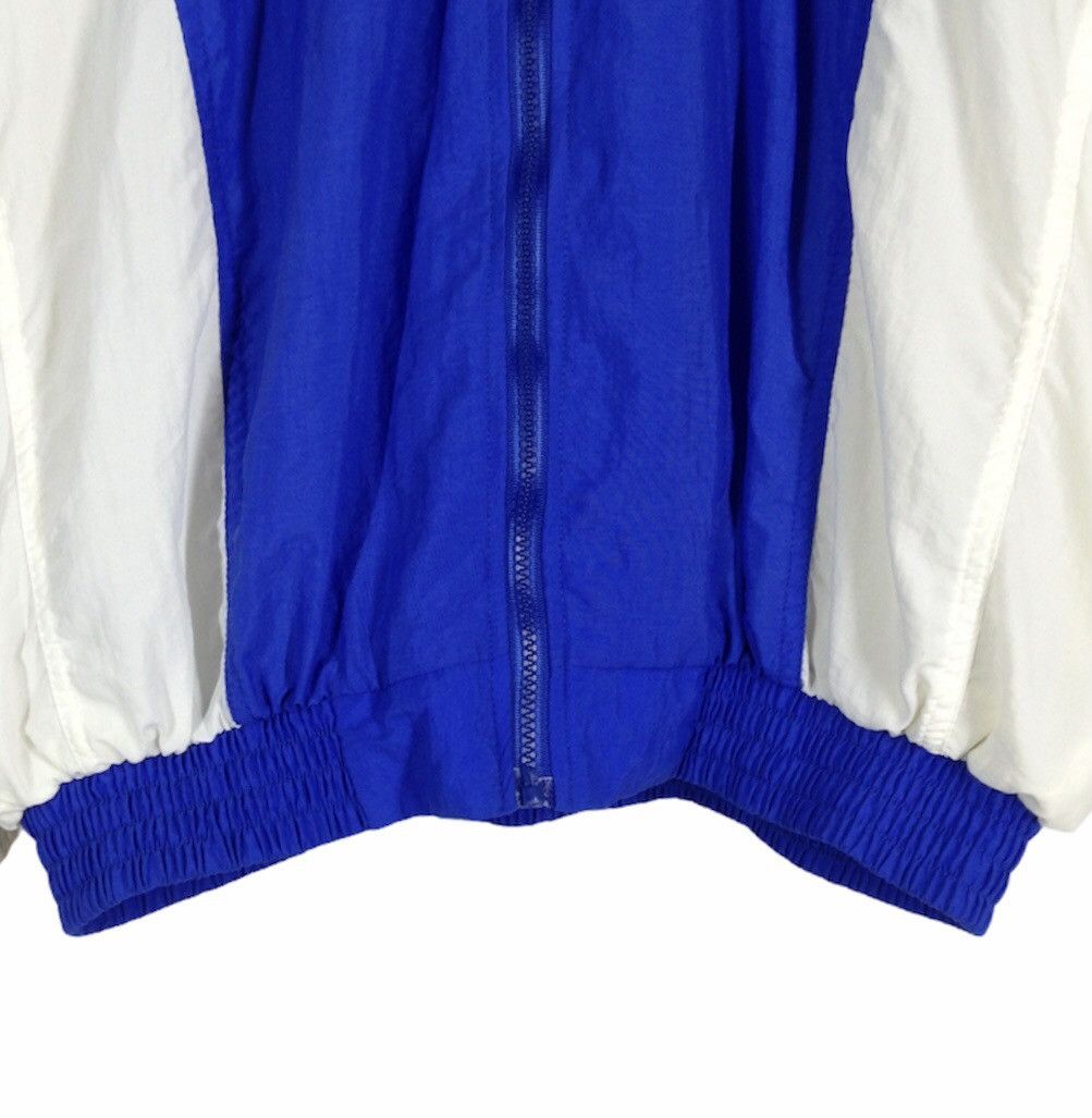 Nike × Vintage 90s NIKE Big Logo Embroidered Logo Windbreaker jacket cw21 Size US L / EU 52-54 / 3 - 5 Thumbnail