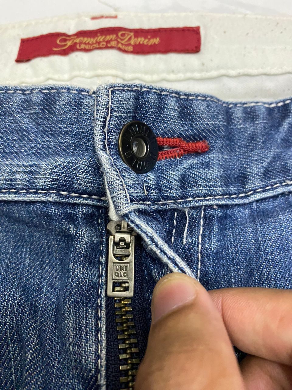 If Six Was Nine VINTAGE UNIQLO PREMIUM DENIM UNIQLO JEANS DISTRESSED Size US 34 / EU 50 - 12 Thumbnail
