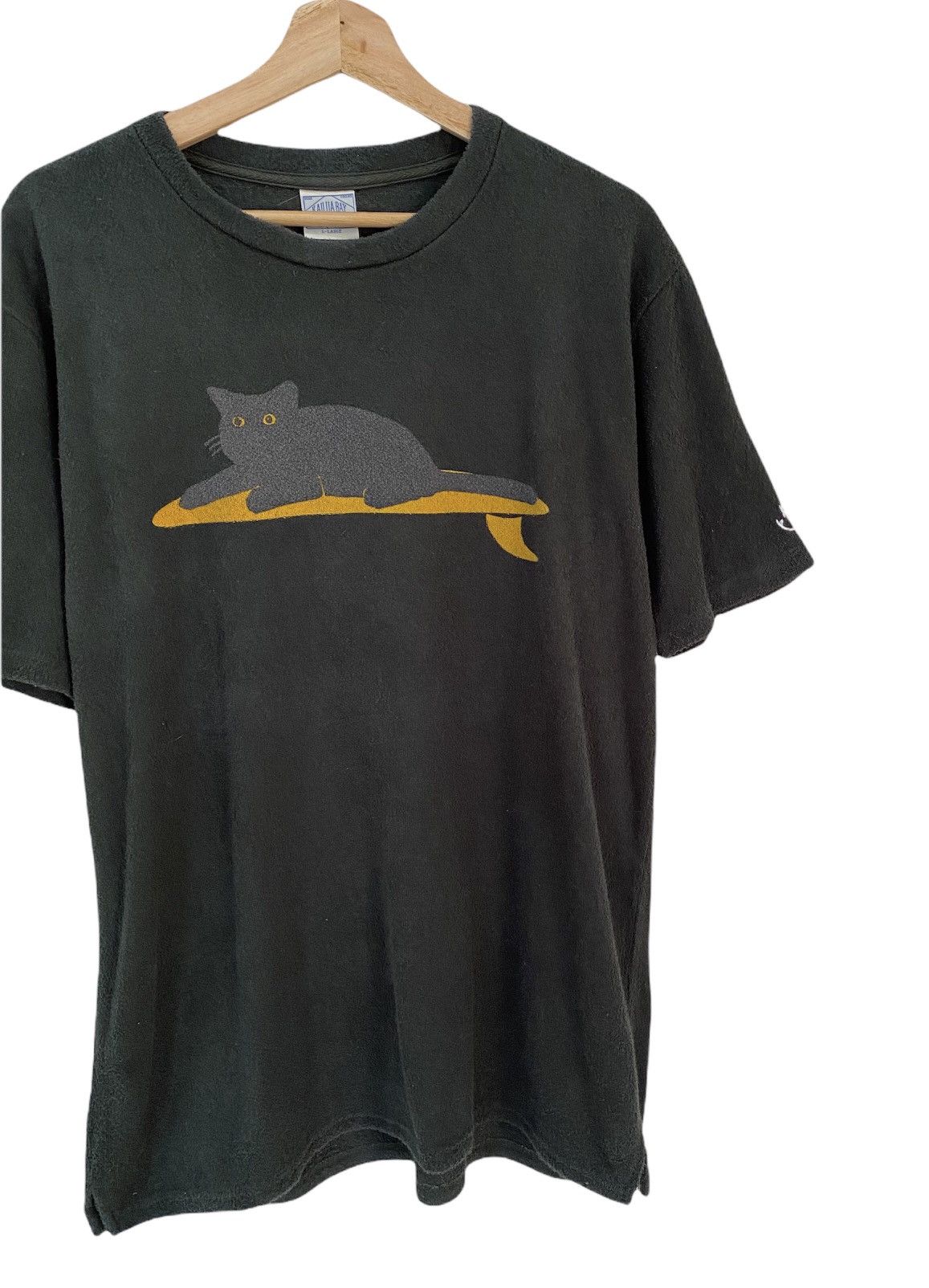 Ne-Net VINTAGE CAT KAILUA BAY NE-NET CAT DESIGN TEE Size US M / EU 48-50 / 2 - 5 Thumbnail