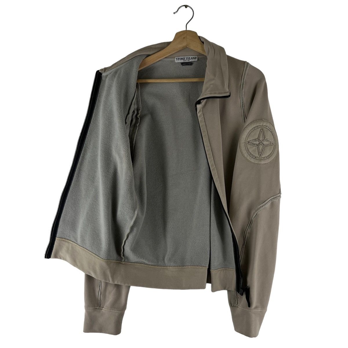 Stone Island VINTAGE STONE ISLAND MADE IN ITALY ZIPPER JACKET Size US M / EU 48-50 / 2 - 1 Thumbnail