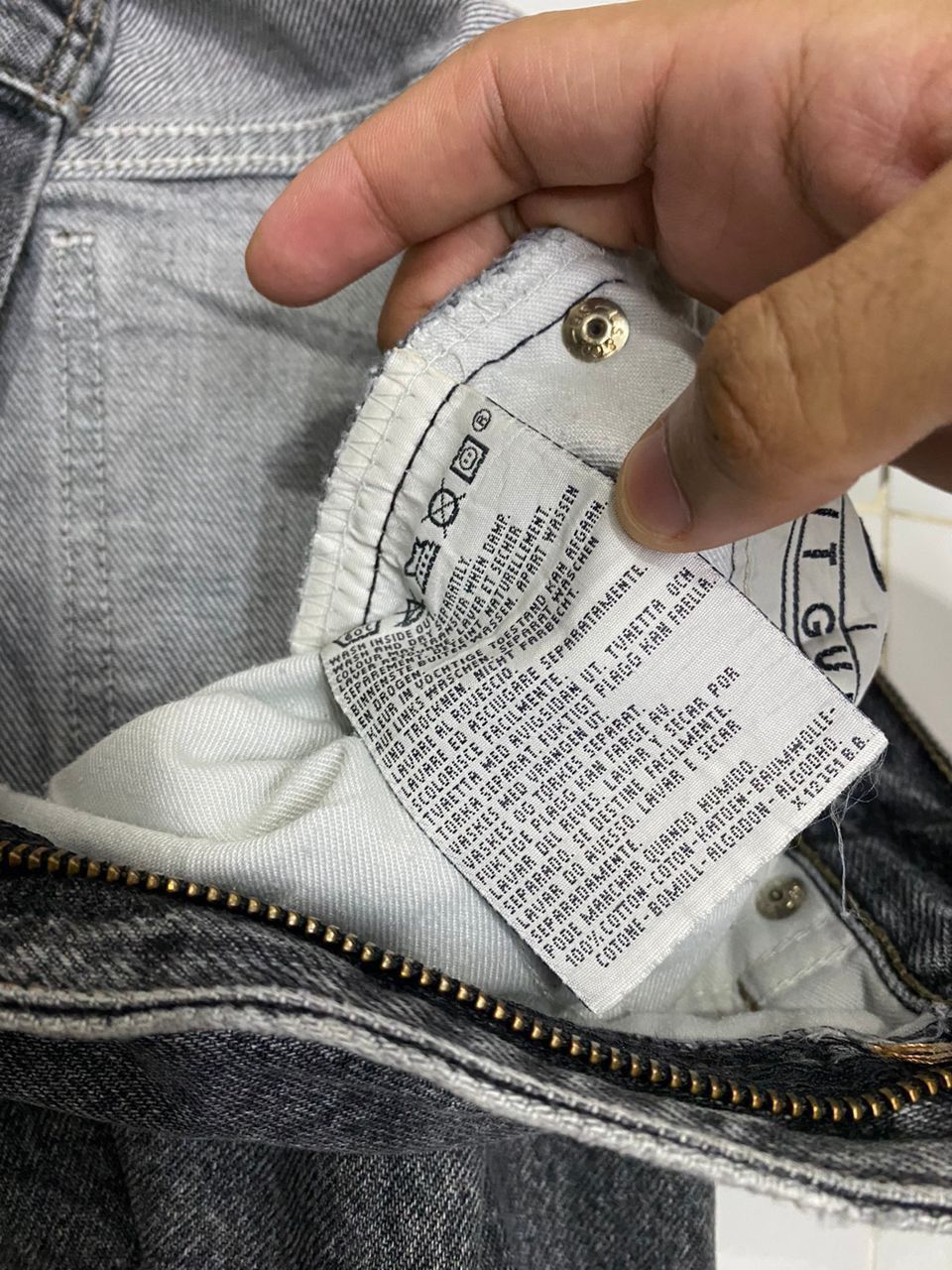 Levi's Vintage Clothing VINTAGE LEVIS ORANGE TAB 616 DISTRESSED DENIM JEANS WIDE FIT Size US 31 - 11 Thumbnail