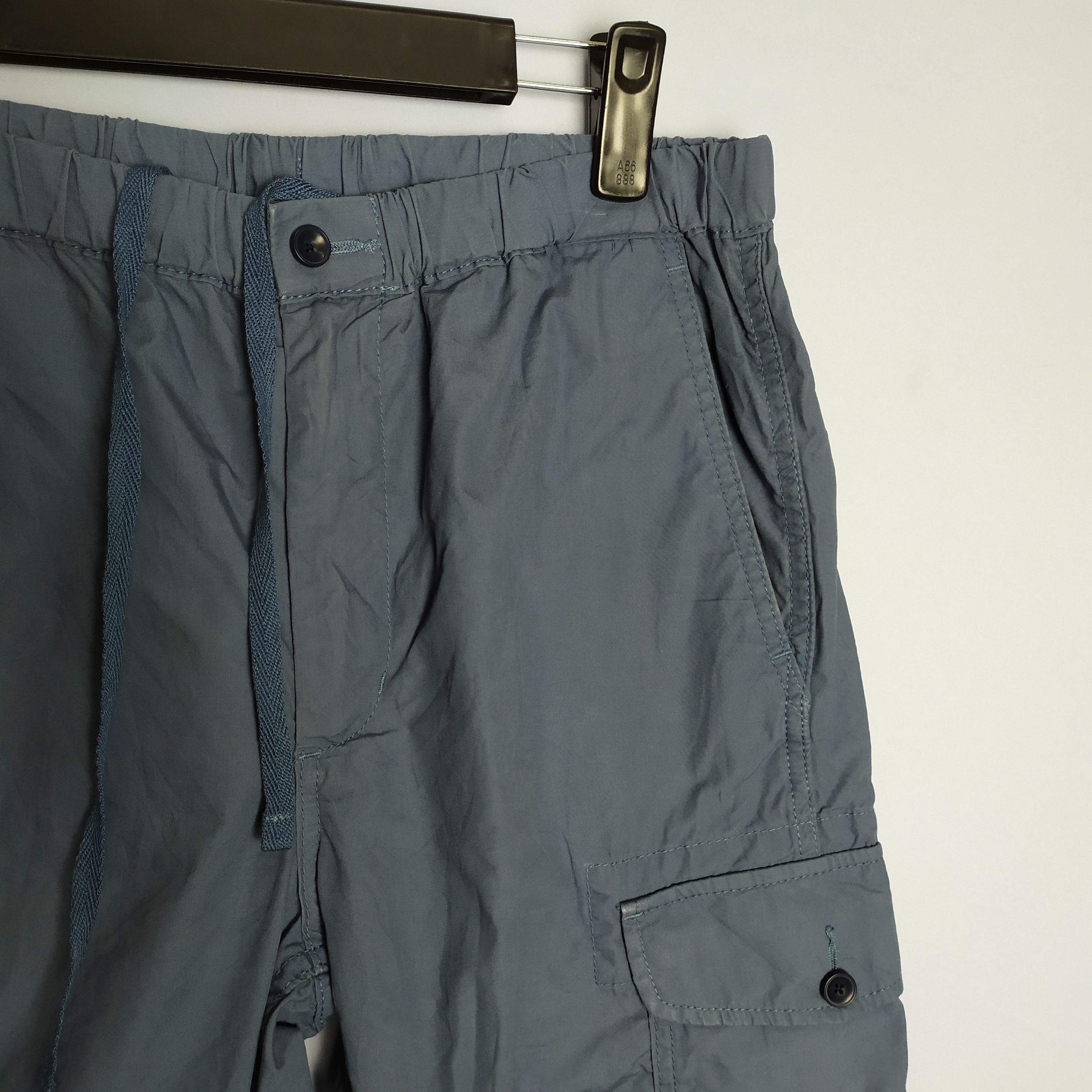 Uniqlo UNIQLO CARGO PANTS / TACTICAL PANTS Size US 30 / EU 46 - 2 Thumbnail