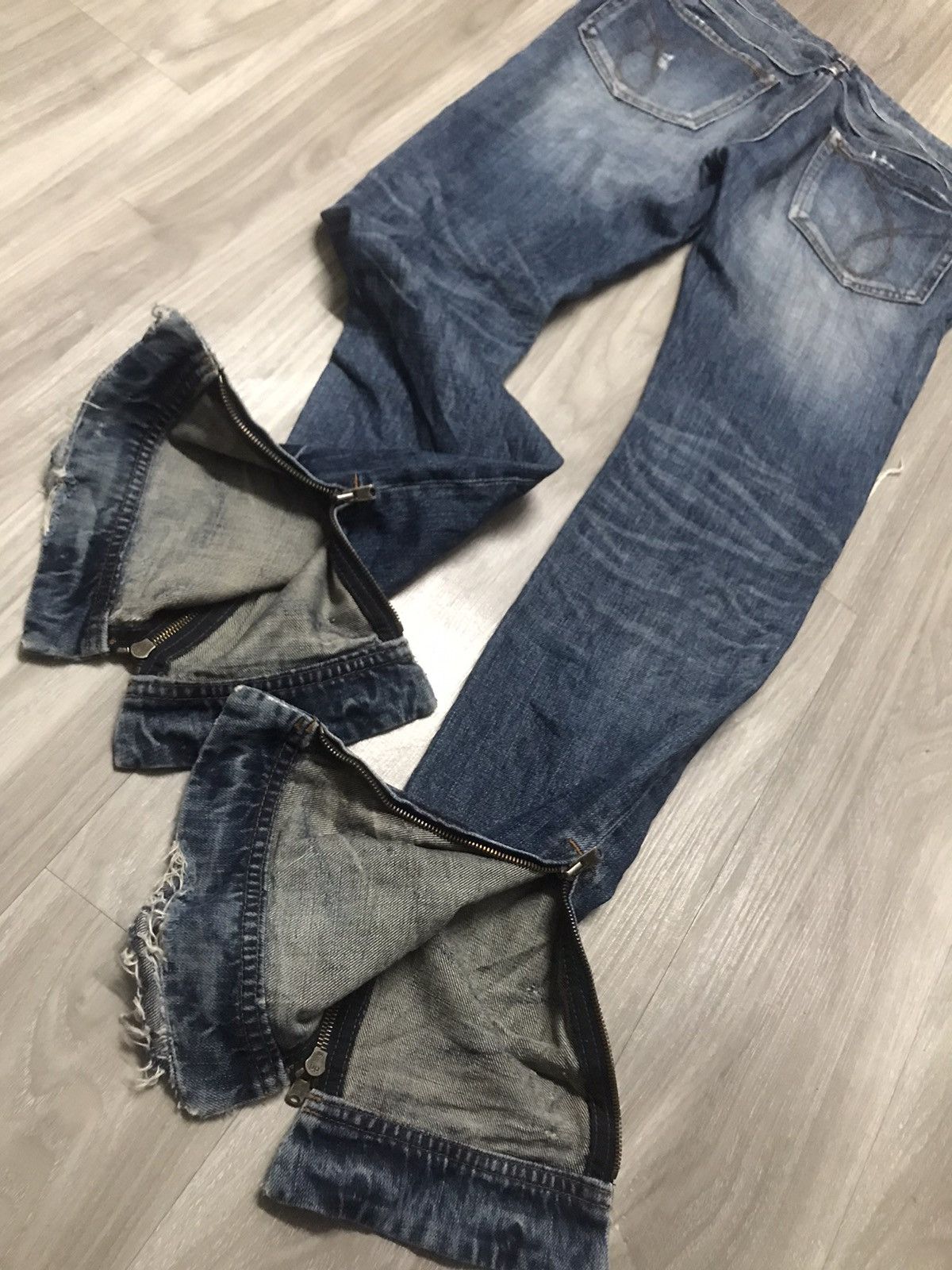 Japanese Brand RICO Distressed Flare Denim Leg Zipper Jeans Size US 31 - 18 Thumbnail