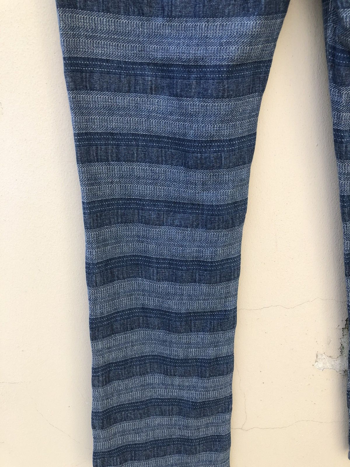 Vintage Vintage 90s NUVE Japan Horizontal Border Striped Flare Pant Size US 27 - 17 Thumbnail