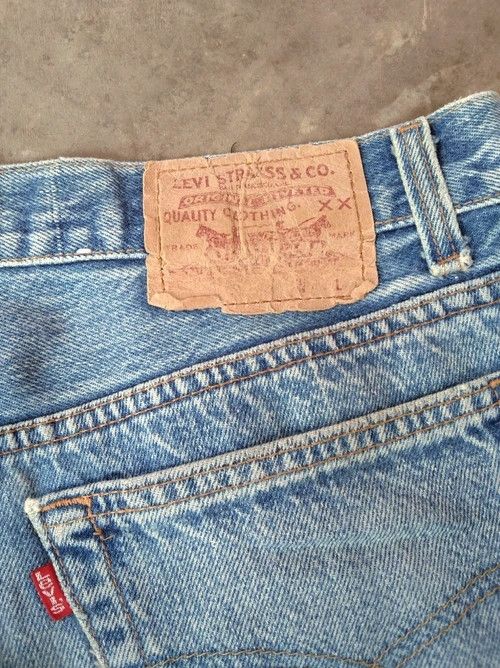 Levi's 80s Vintage Levi's 501 Made In USA Distressed Jeans 34x29 Size US 34 / EU 50 - 4 Thumbnail