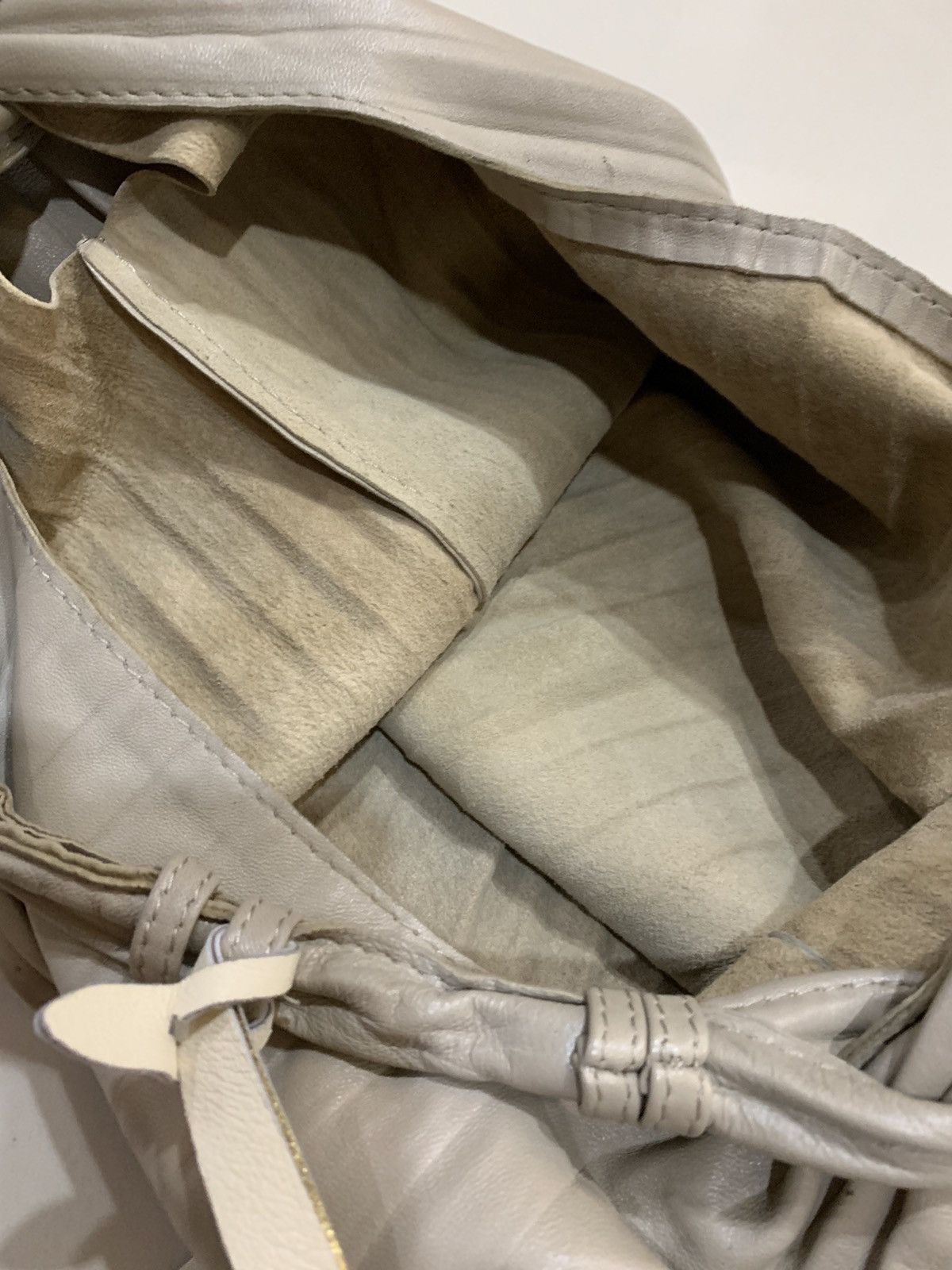 Anglo-Italian ANITA BILARDI PICASSO PLEATED PLISSE VELLUTO SHOULDER BAG Size ONE SIZE - 5 Thumbnail