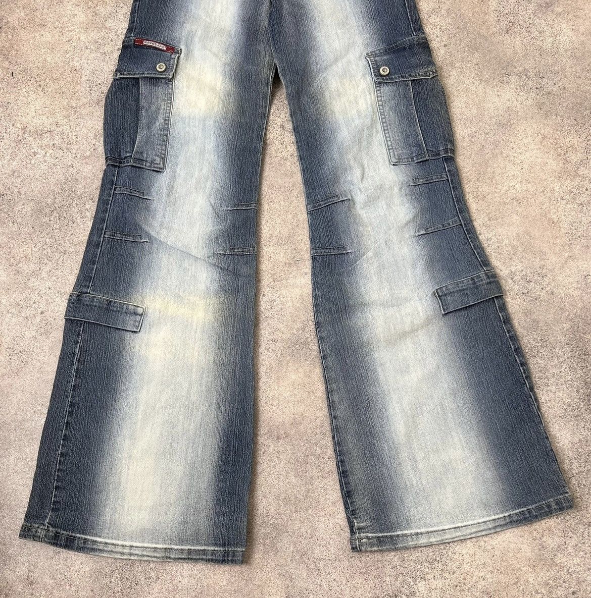 20471120 × Japanese Brand × Vintage Vintage Japanese cargo flare jeans Size 26" / US 2 / IT 38 - 2 Thumbnail