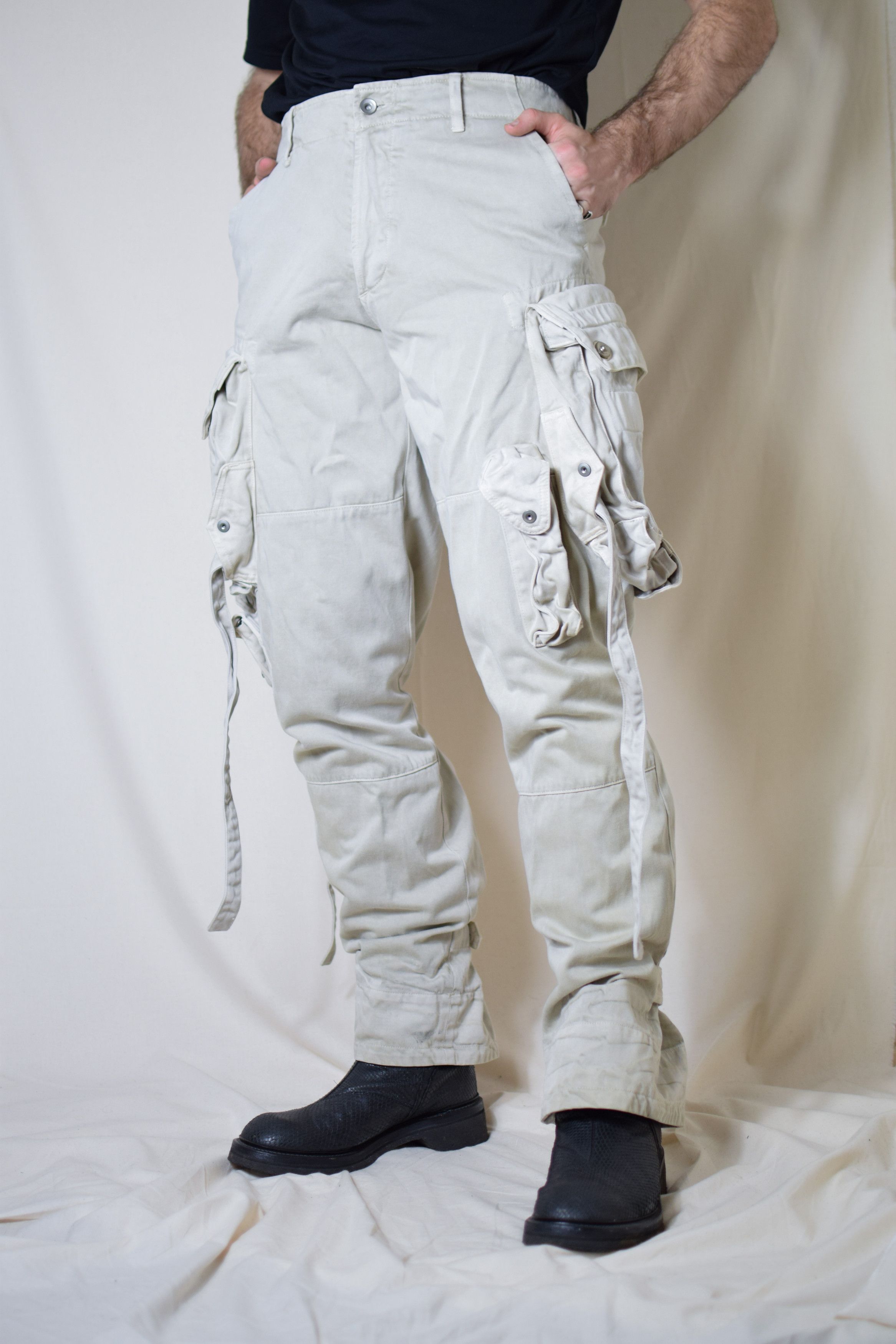 image of Julius Mw09 White Gasmask Pants - 287Pam1, Men's (Size 30)