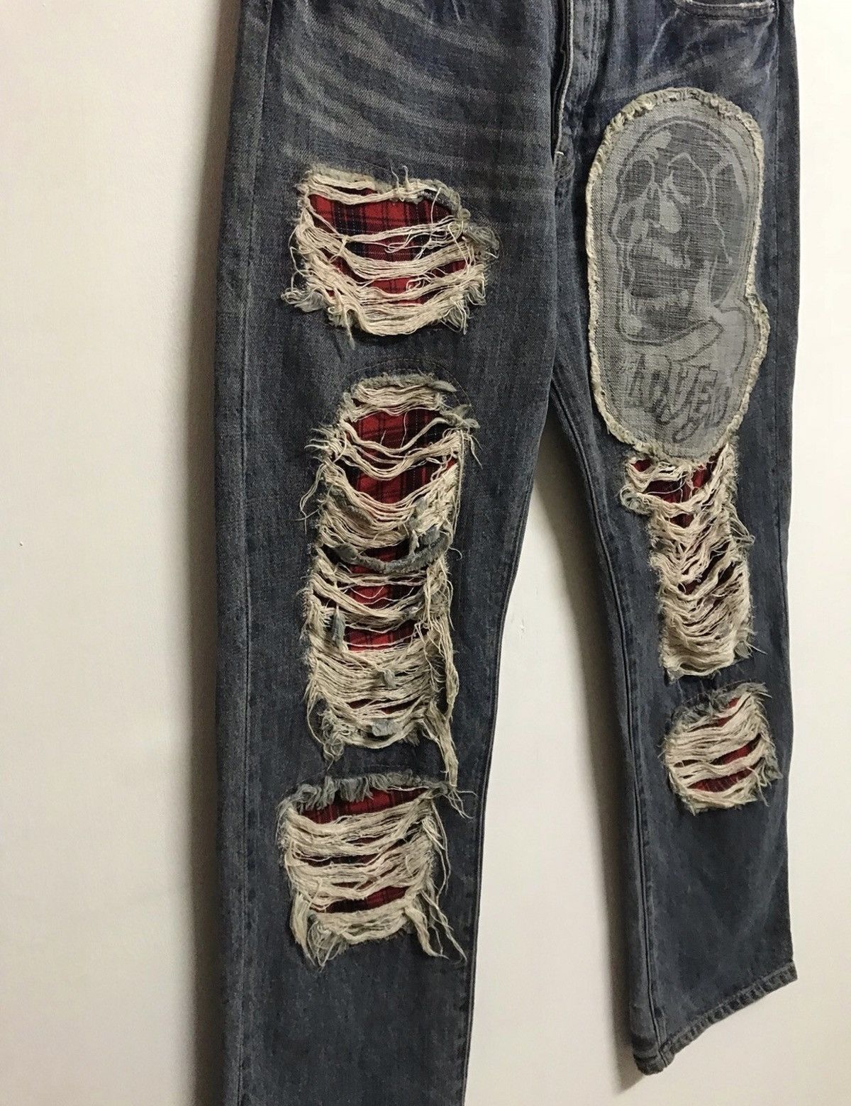 Seditionaries JAPAN BRAND SUPER LOVERS DISTRESS DENIM PATCH SKULL RARE Size US 34 / EU 50 - 3 Thumbnail