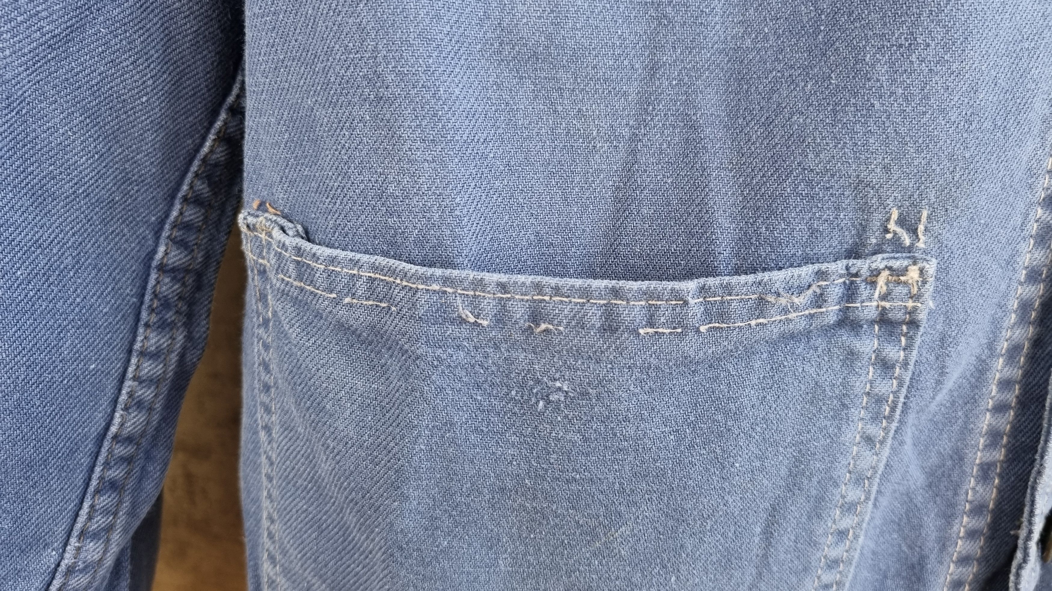 Le Laboureur × Vetra Rare 60s Faded Chore French Worker jacket Size US M / EU 48-50 / 2 - 11 Thumbnail