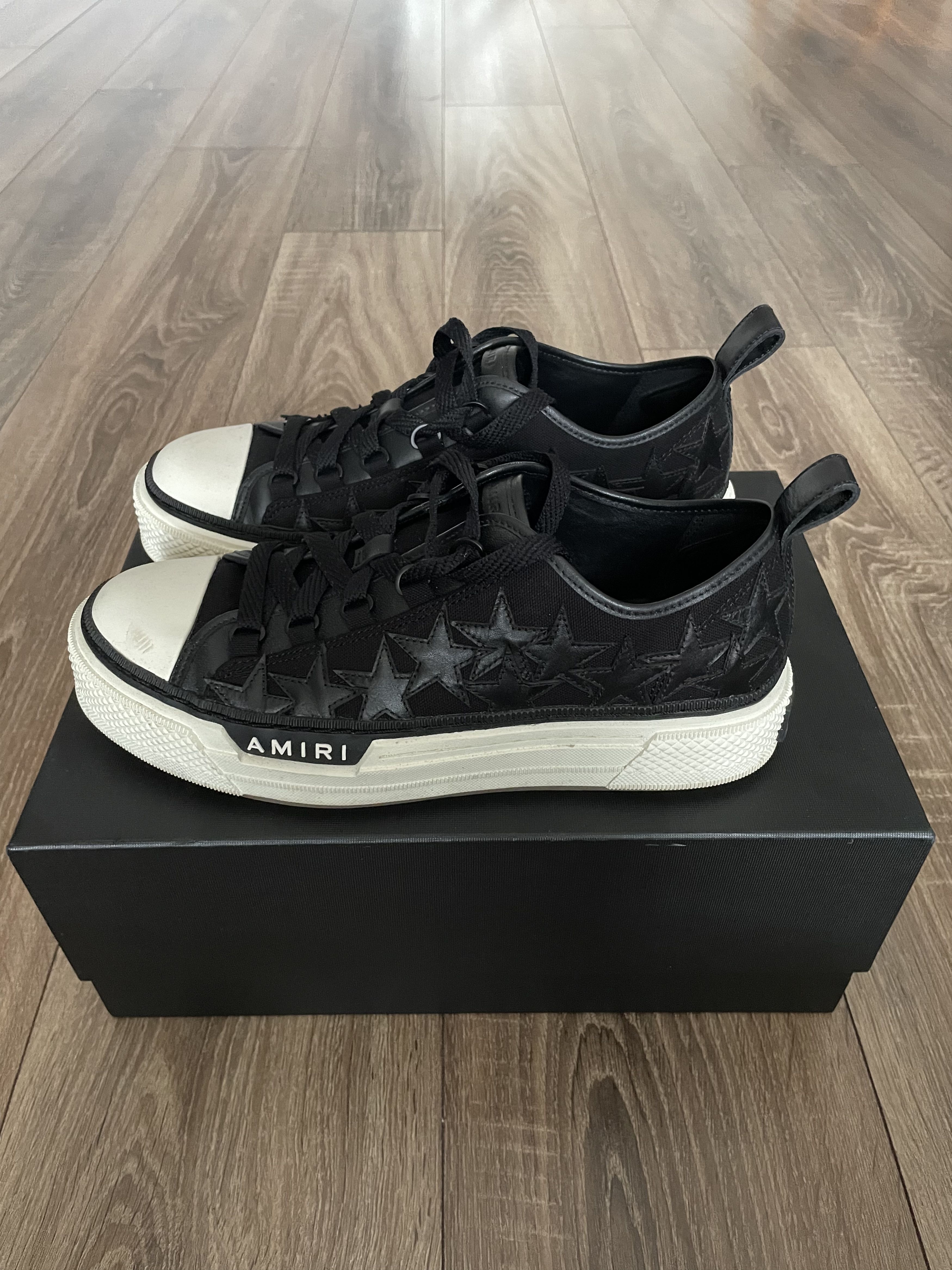 Amiri Amiri Stars Court canvas low top sneakers | Grailed