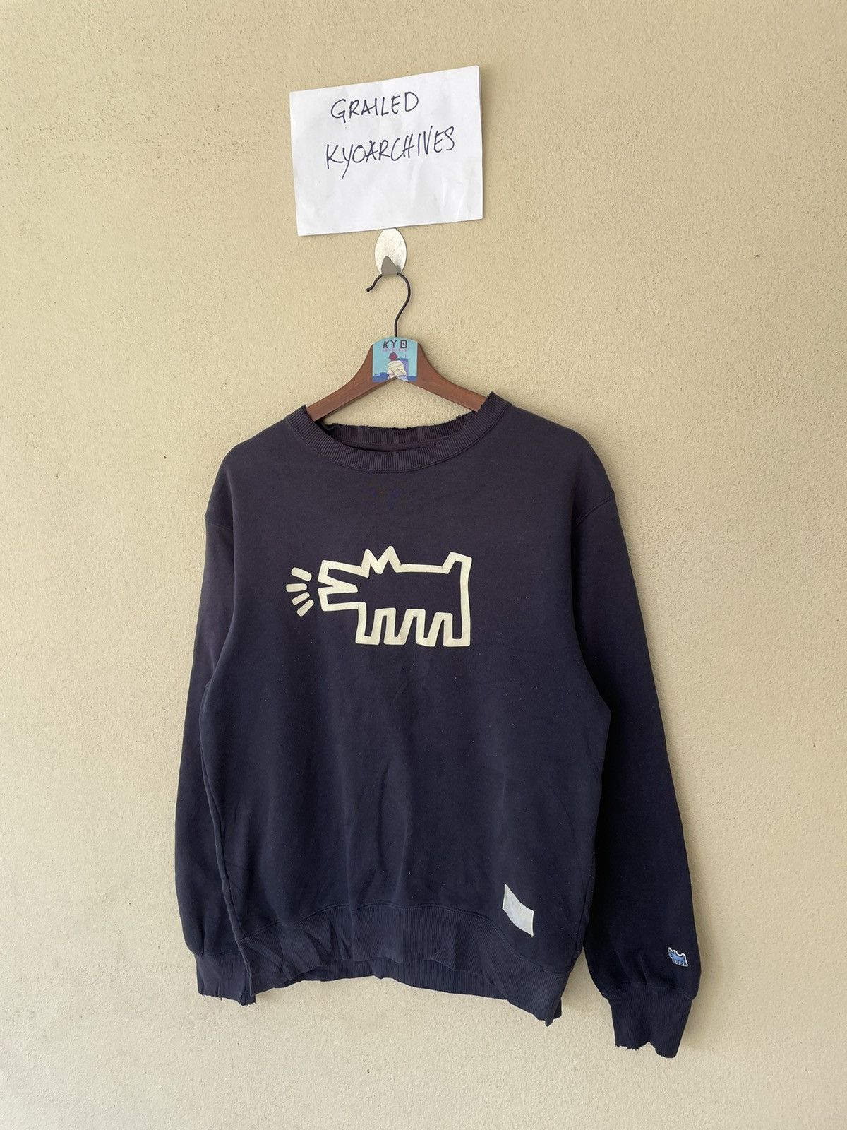 Keith Haring × Uniqlo DISSTRESSED KEITH HARRING BIG LOGOS SWEATSHIRT Size US S / EU 44-46 / 1 - 2 Thumbnail