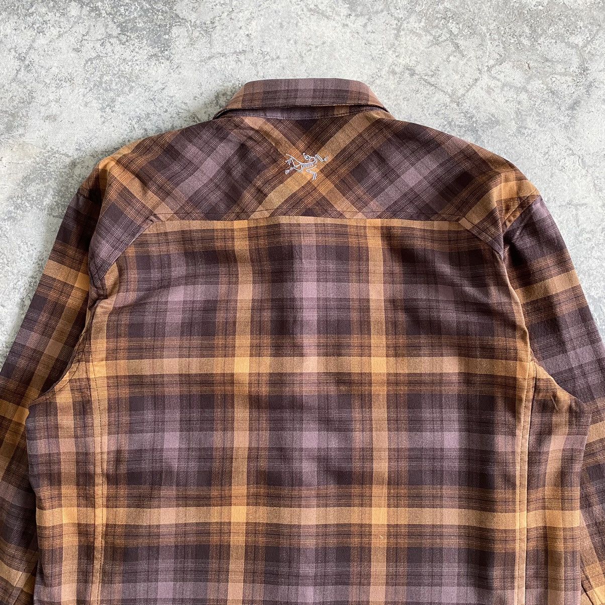 Arc'teryx Arc'Teryx Checker Plaid Light Weight Flannel Shirt Size US M / EU 48-50 / 2 - 2 Thumbnail