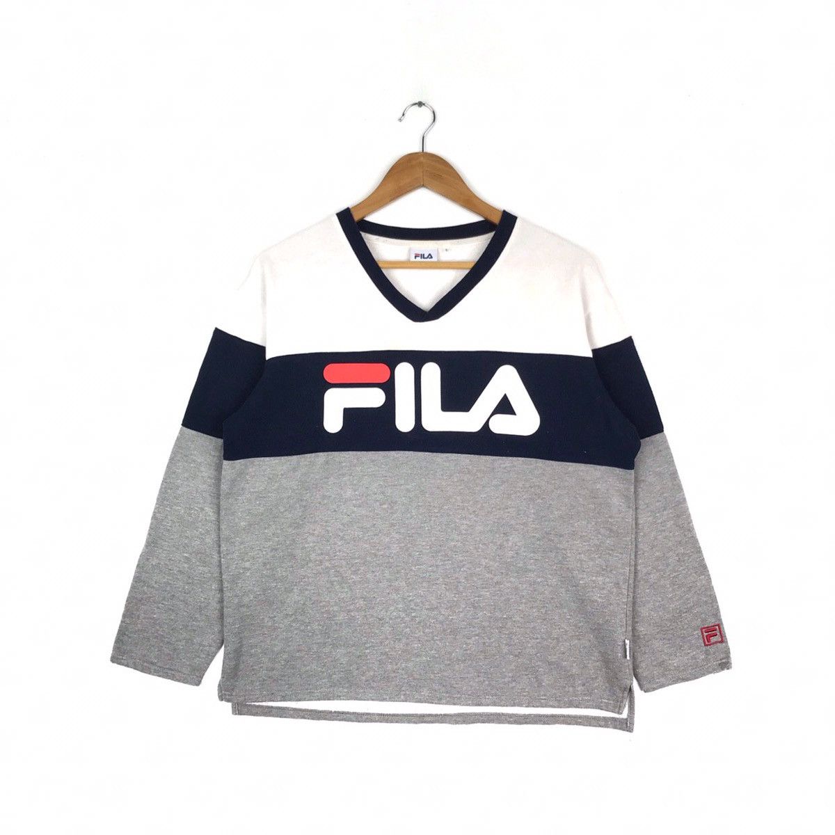 Fila Fila Vneck Spell Out Multicolor Long Sleeve Jumper Size US L / EU 52-54 / 3 - 1 Thumbnail