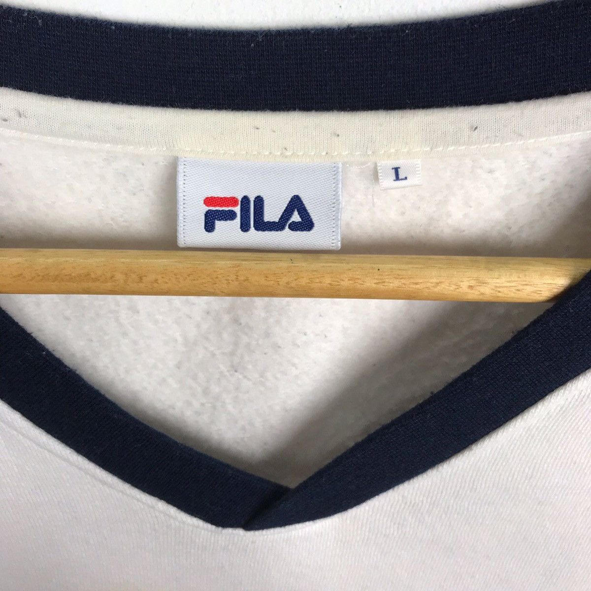 Fila Fila Vneck Spell Out Multicolor Long Sleeve Jumper Size US L / EU 52-54 / 3 - 5 Thumbnail