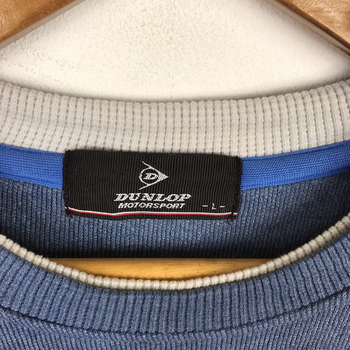 Dunlop Vintage 90s Dunlop Motorsport Spell Out Embroid Sweatshirt Size US L / EU 52-54 / 3 - 5 Thumbnail