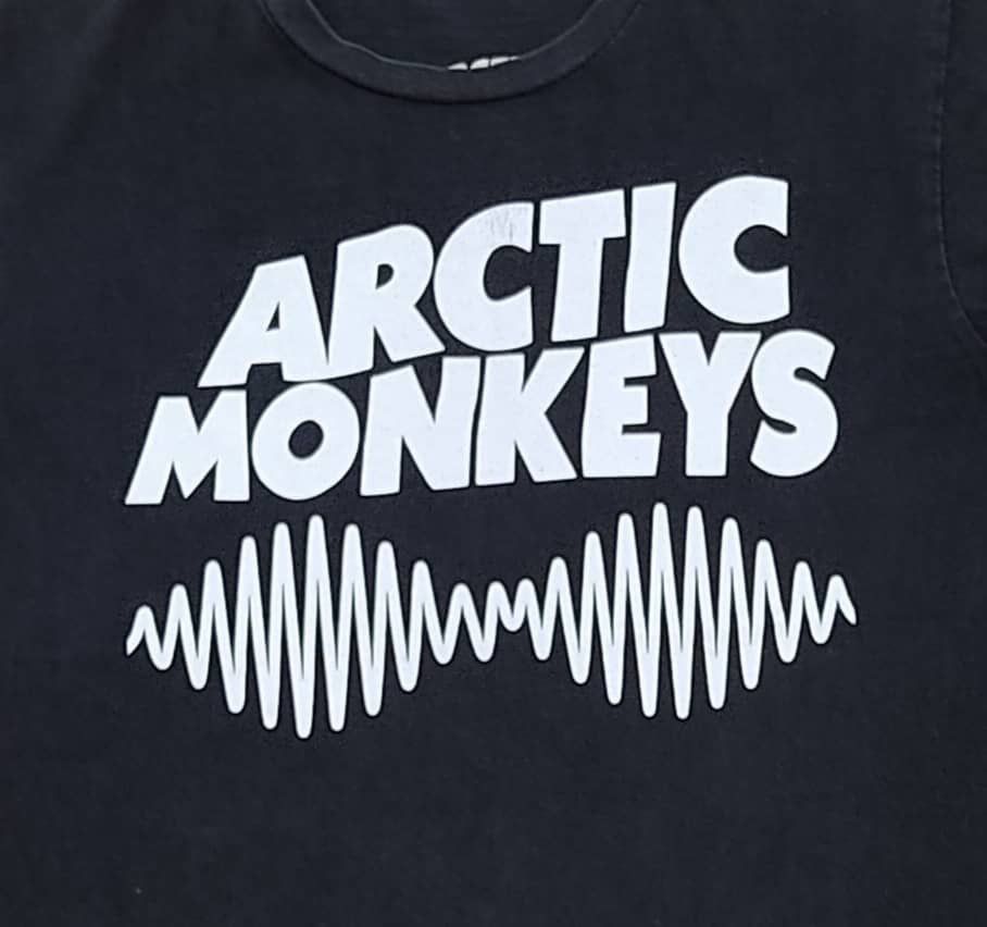Band Tees Artic Monkey ( A 11 ) Size US S / EU 44-46 / 1 - 2 Thumbnail