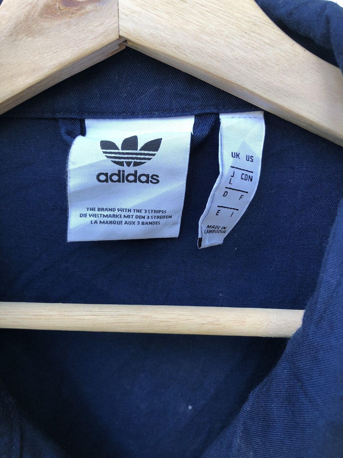 Adidas VINTAGE ADIDAS JACKET Size US M / EU 48-50 / 2 - 4 Thumbnail