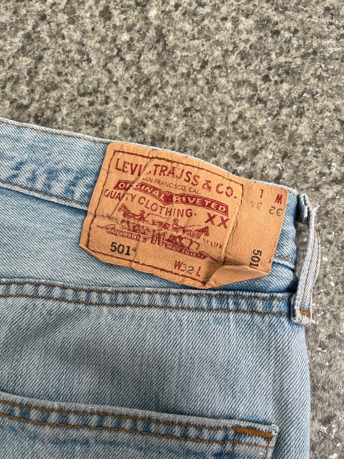 Levi's × Levi's Vintage Clothing VINTAGE LEVI’S 501 mens W32 L34 y2k MADE IN POLAND Size US 32 / EU 48 - 5 Thumbnail