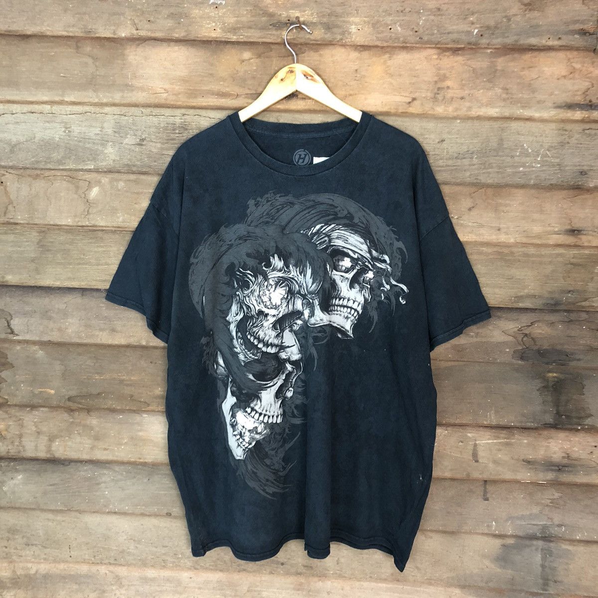 Japanese Brand Hybrid Black triple skull devil Short Sleeve Tshirt #3517 Size US L / EU 52-54 / 3 - 3 Thumbnail