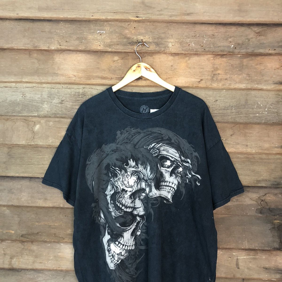 Japanese Brand Hybrid Black triple skull devil Short Sleeve Tshirt #3517 Size US L / EU 52-54 / 3 - 7 Thumbnail
