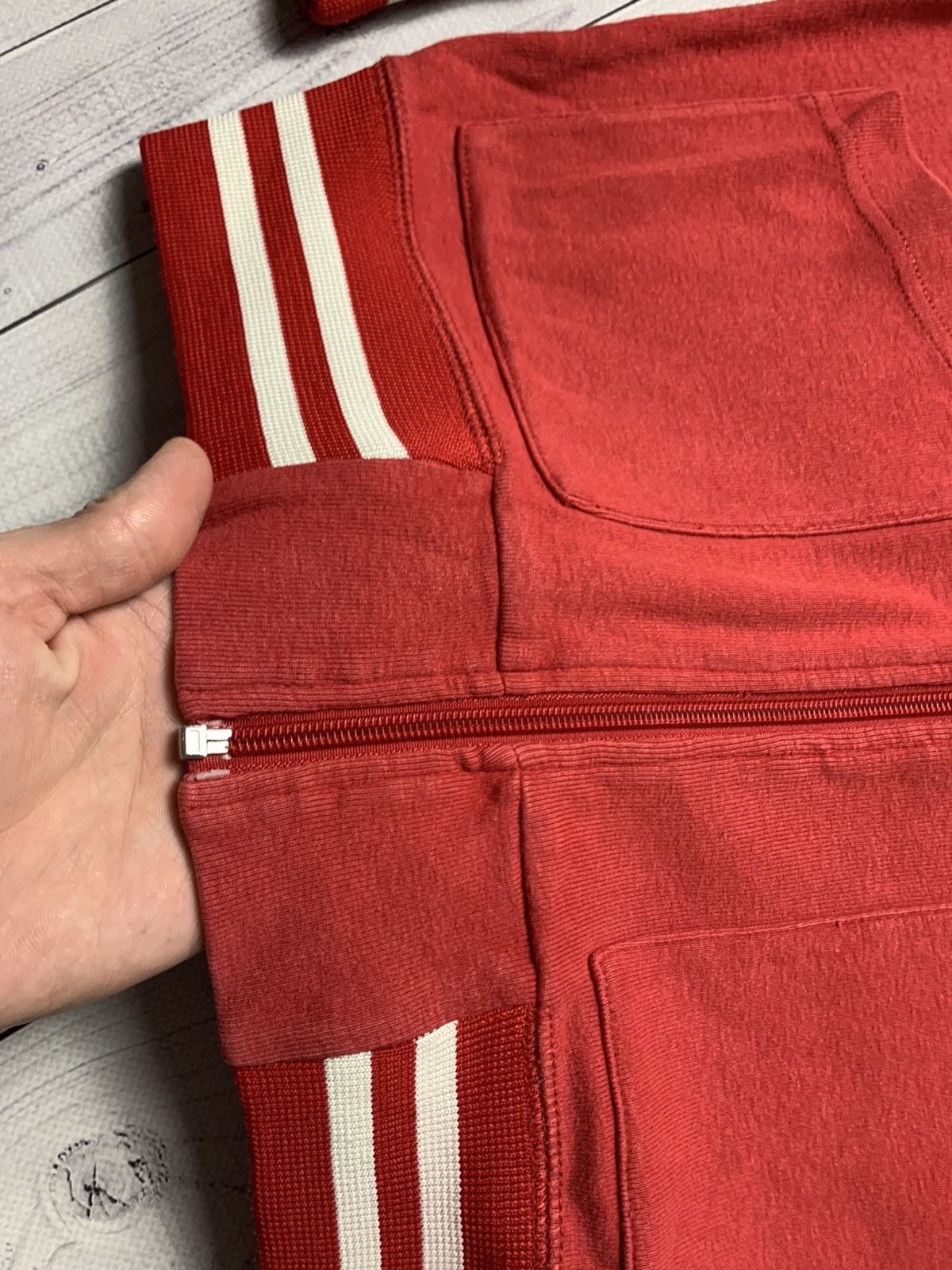 Evisu × Japanese Brand × Vintage Vintage bomber Evisu Japanese red size S Size US S / EU 44-46 / 1 - 4 Thumbnail